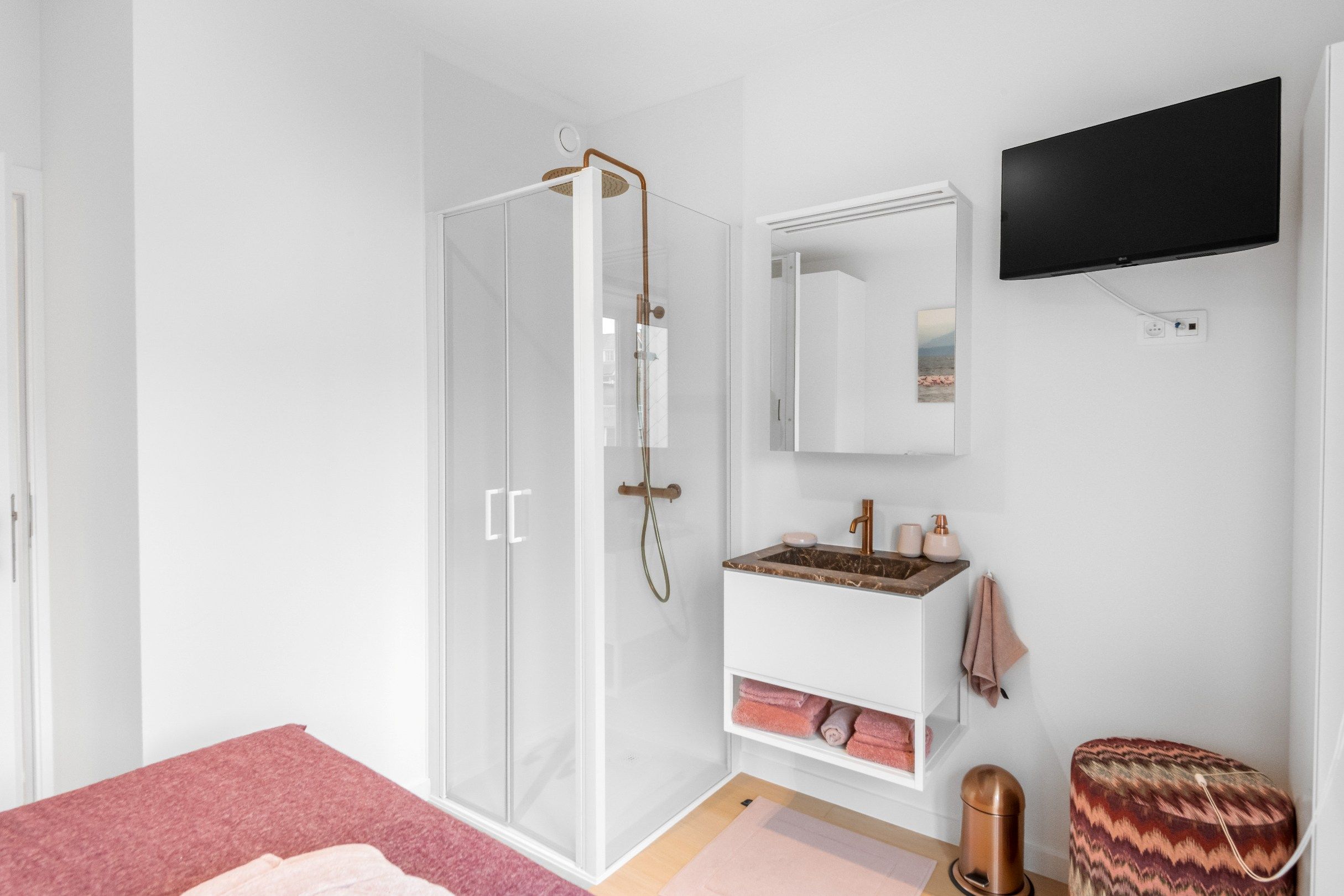 Luxueus gerenoveerd appartement met prachtig OPEN ZICHT. foto 13