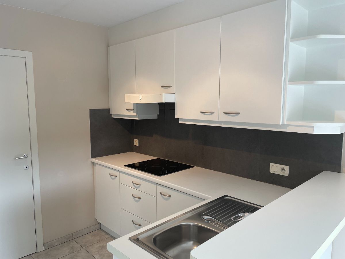 ruim instapklaar twee slaapkamer appartement met groot zongericht terras & gelijkvloerse garage foto 20