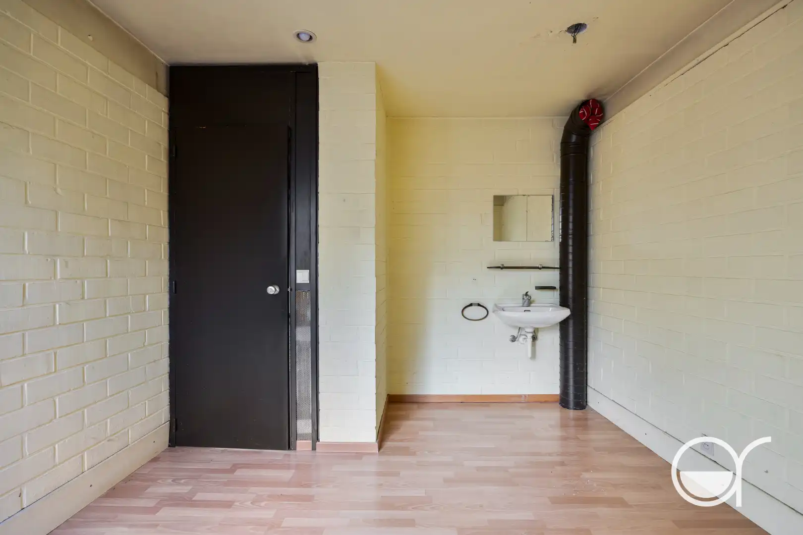 Te renoveren architectenwoning met karakter, koertje en dakterras in Bottelare foto 17