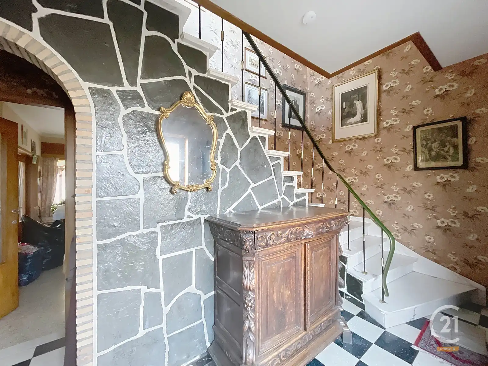 Rustig gelegen, degelijk, op te frissen huis met potentieel  foto 3