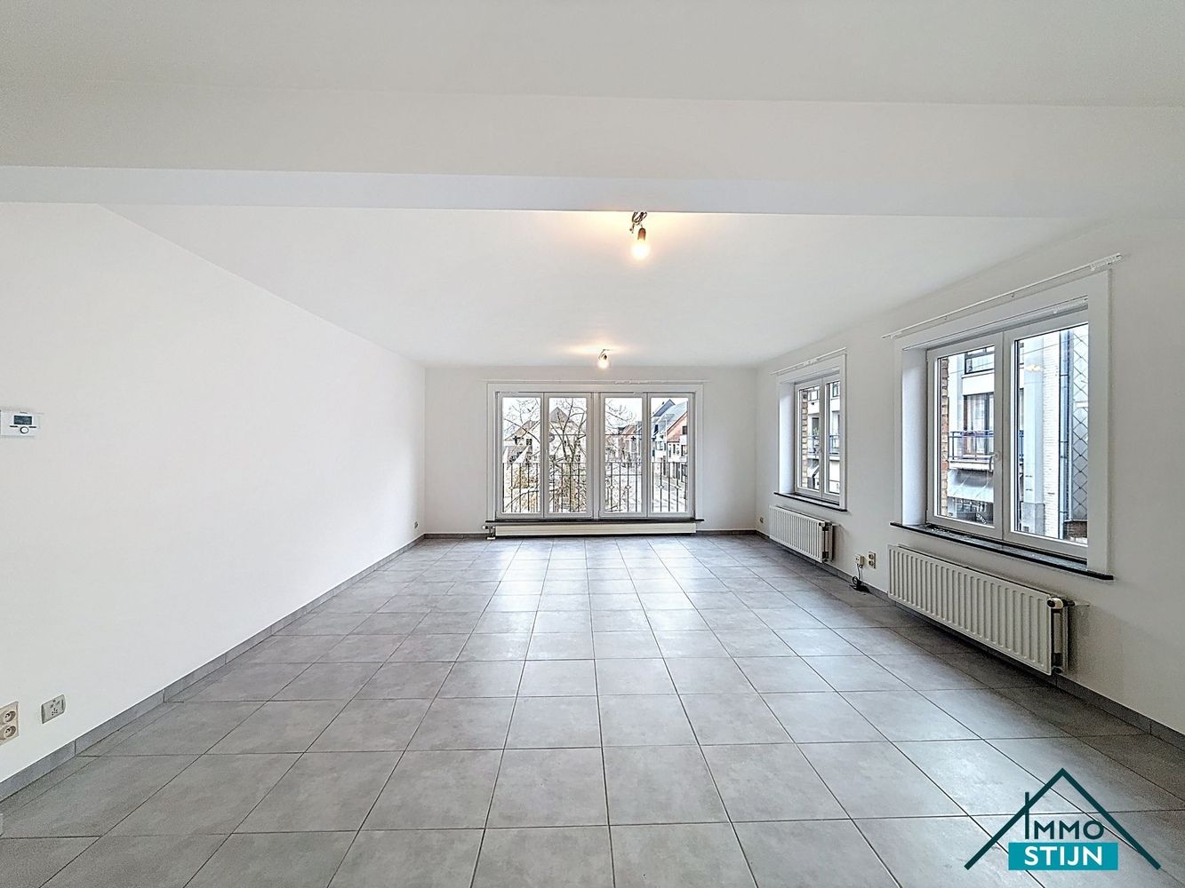 Ruim appartement met garage foto 3