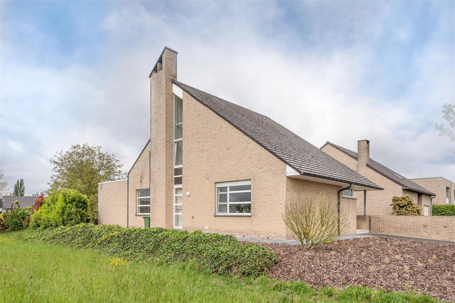 Lichtrijke woning met zuidelijk georiënteerde tuin foto 15