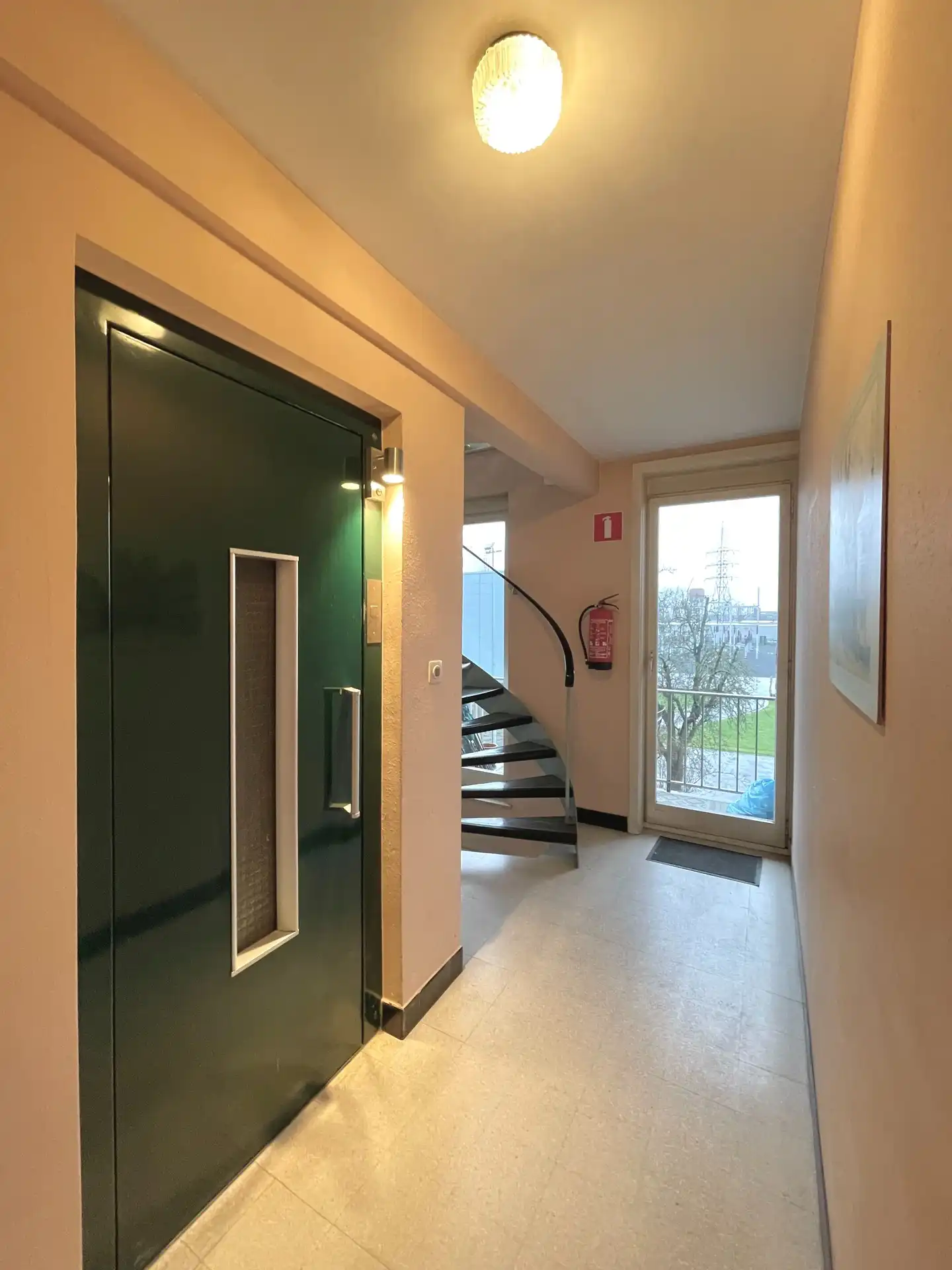 LICHTRIJK 2-SLAAPKAMERAPPARTEMENT MET TERRAS foto 18
