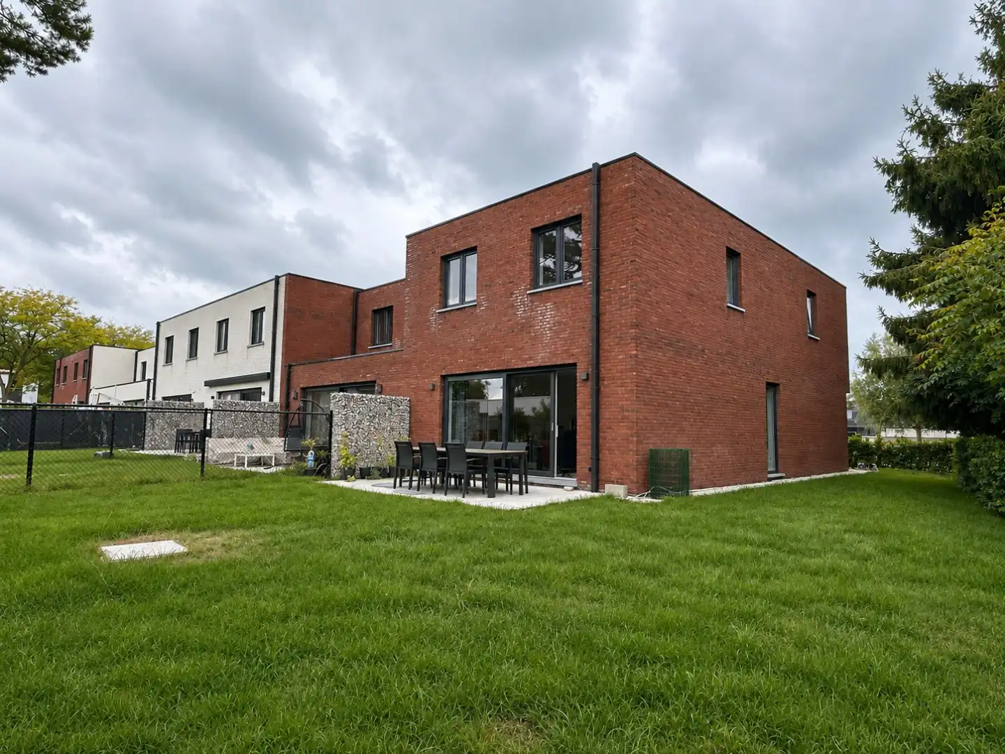 Eigentijds wonen, rustig gelegen. foto 17