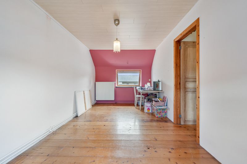 Landelijke woning met schuur op 816m² nabij Knesselare foto 15