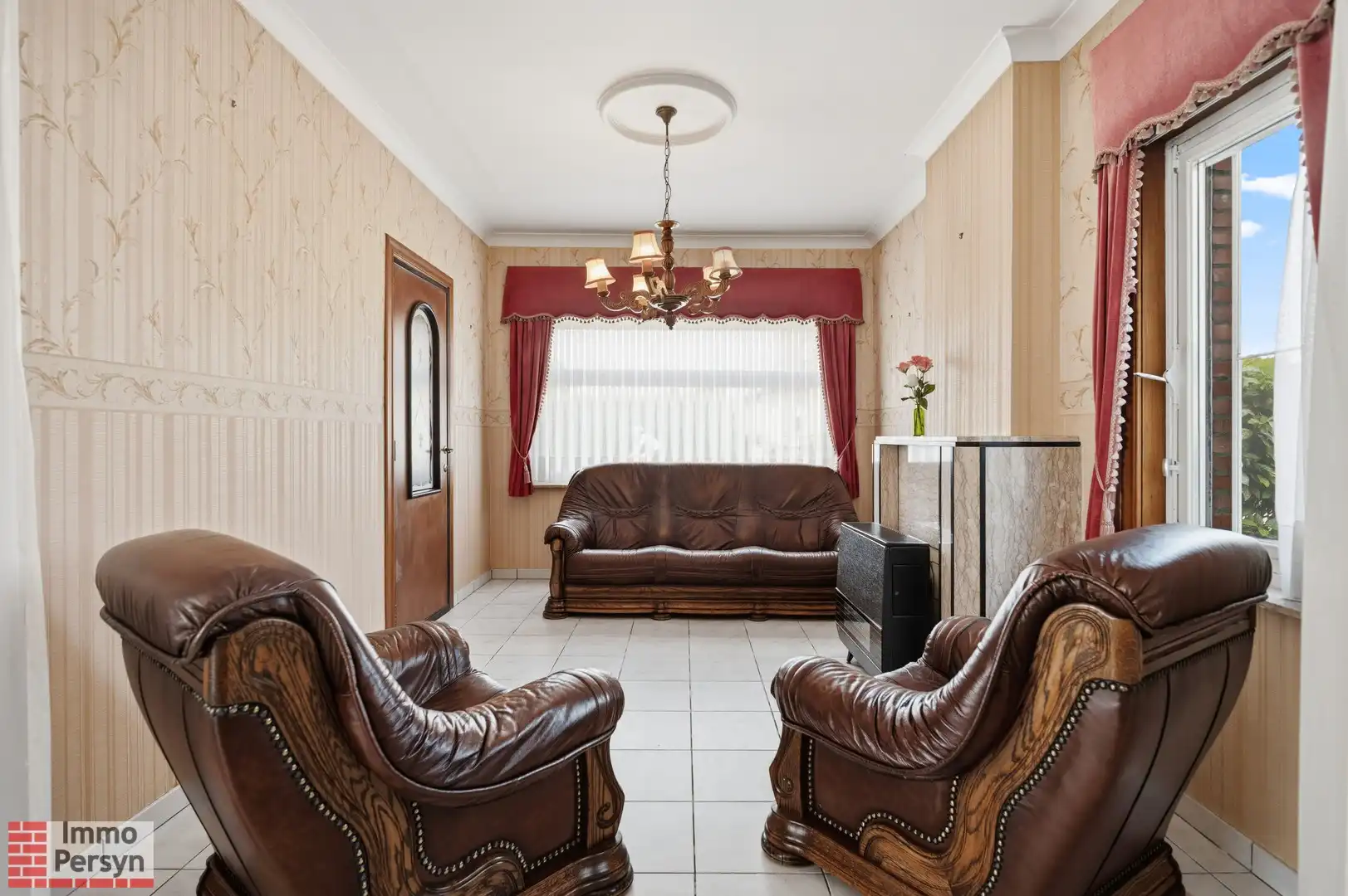 Charmante vrijstaande jaren 50 woning met oprit en tuin foto 9
