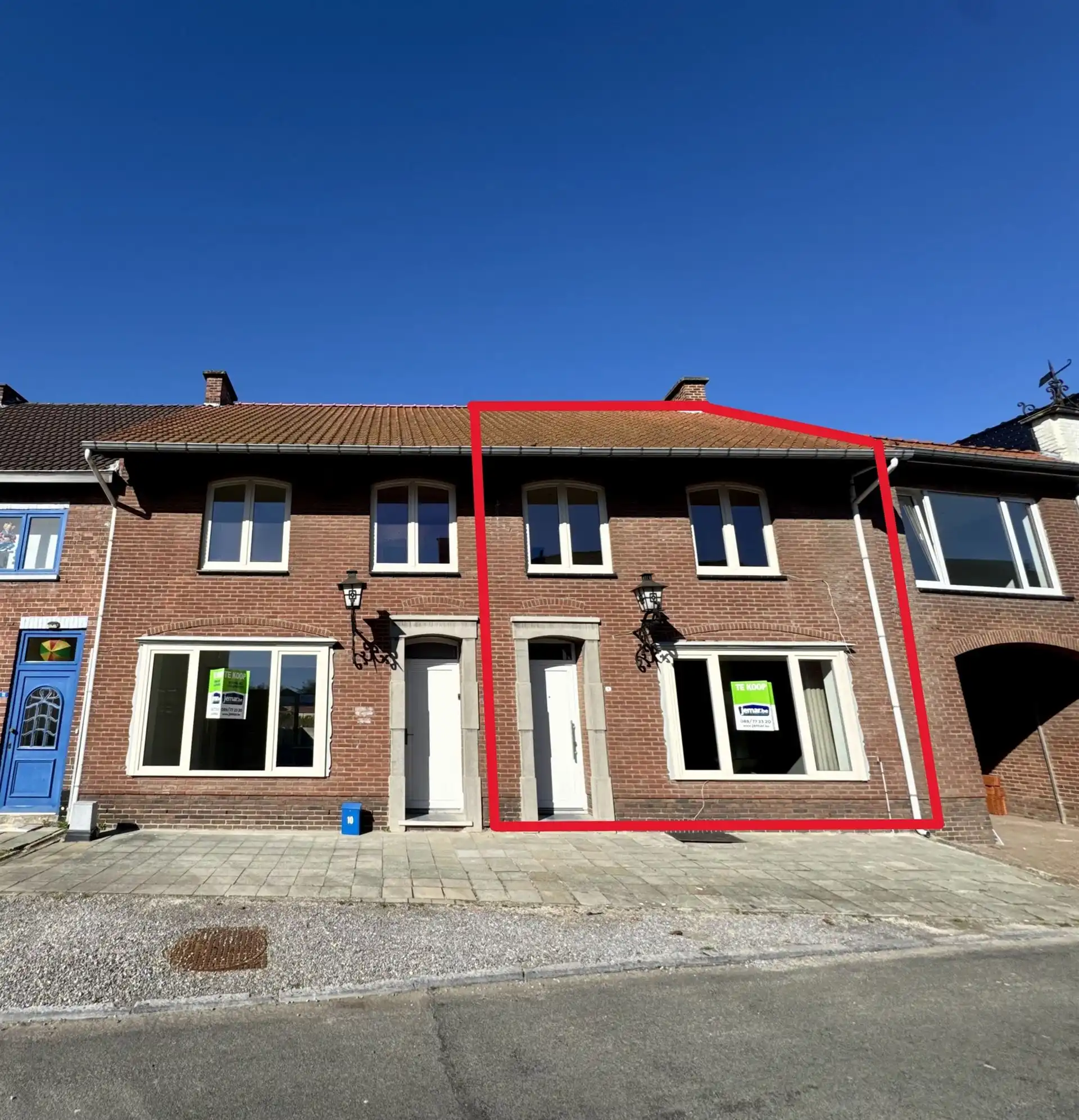 Gesloten bebouwing op rustige locatie in Maasmechelen foto {{pictureIndex}}