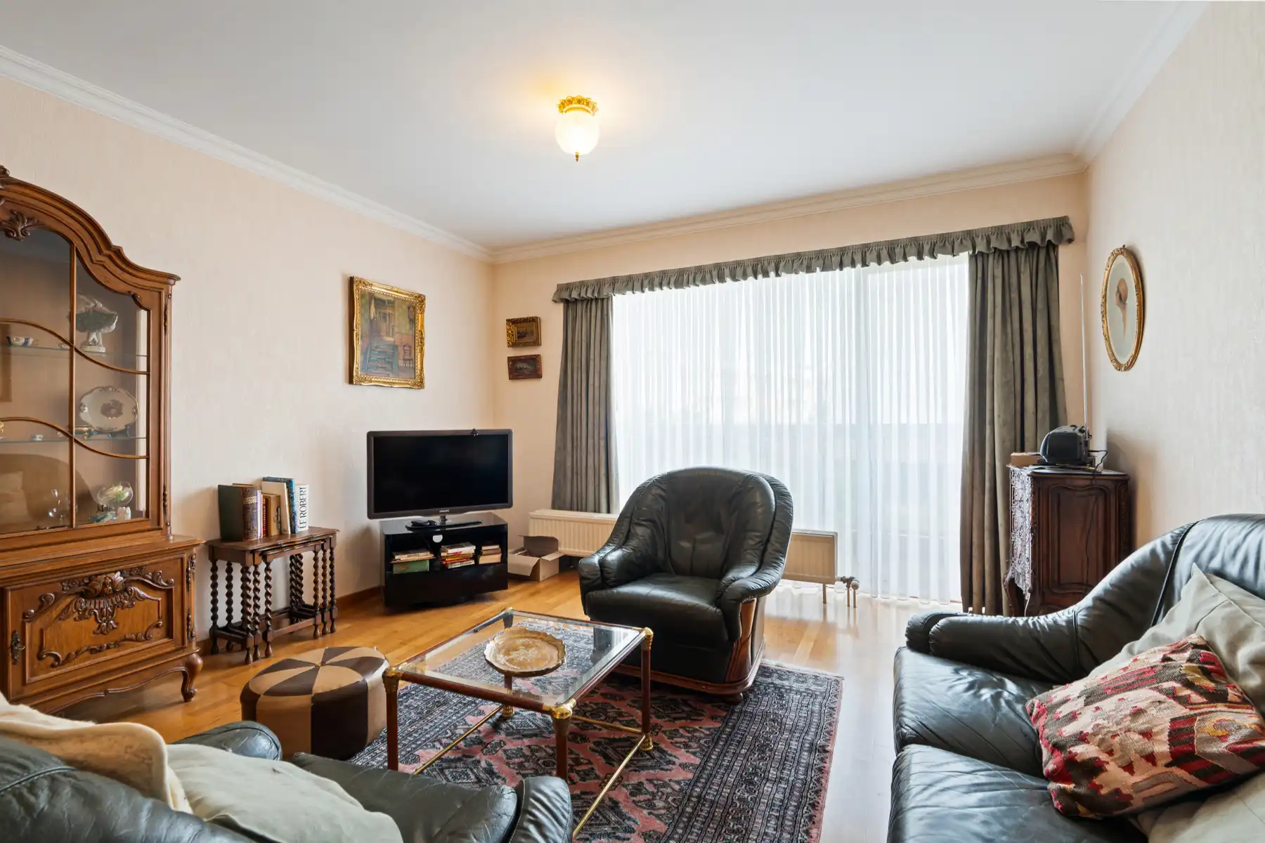 Appartement met garage en staanplaats in Koekelberg foto 3