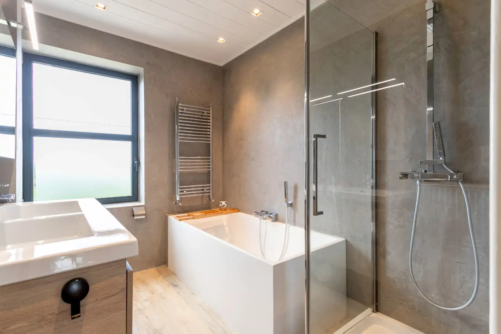 Instapklare driegevelwoning met 3 slpk te Lembeek foto 22