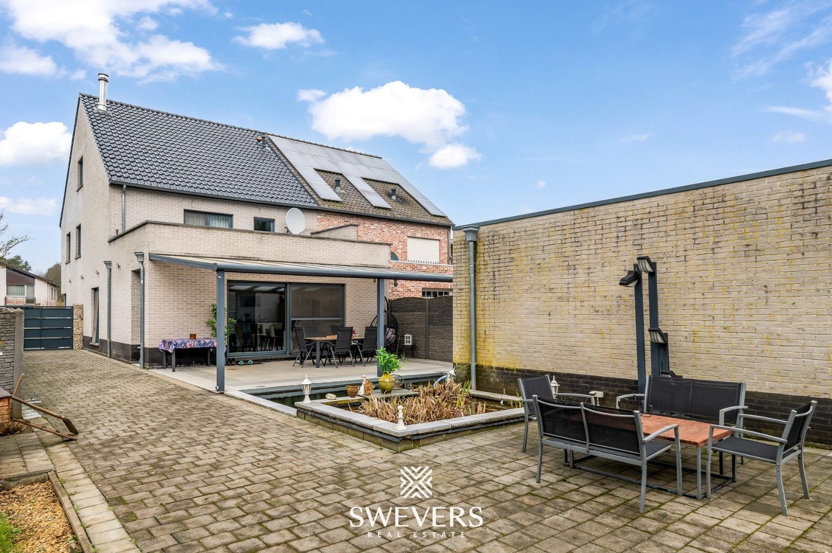 Zeer ruime, instapklare woning met 5 slaapkamers en 3 badkamers in Heusden-Zolder foto 27