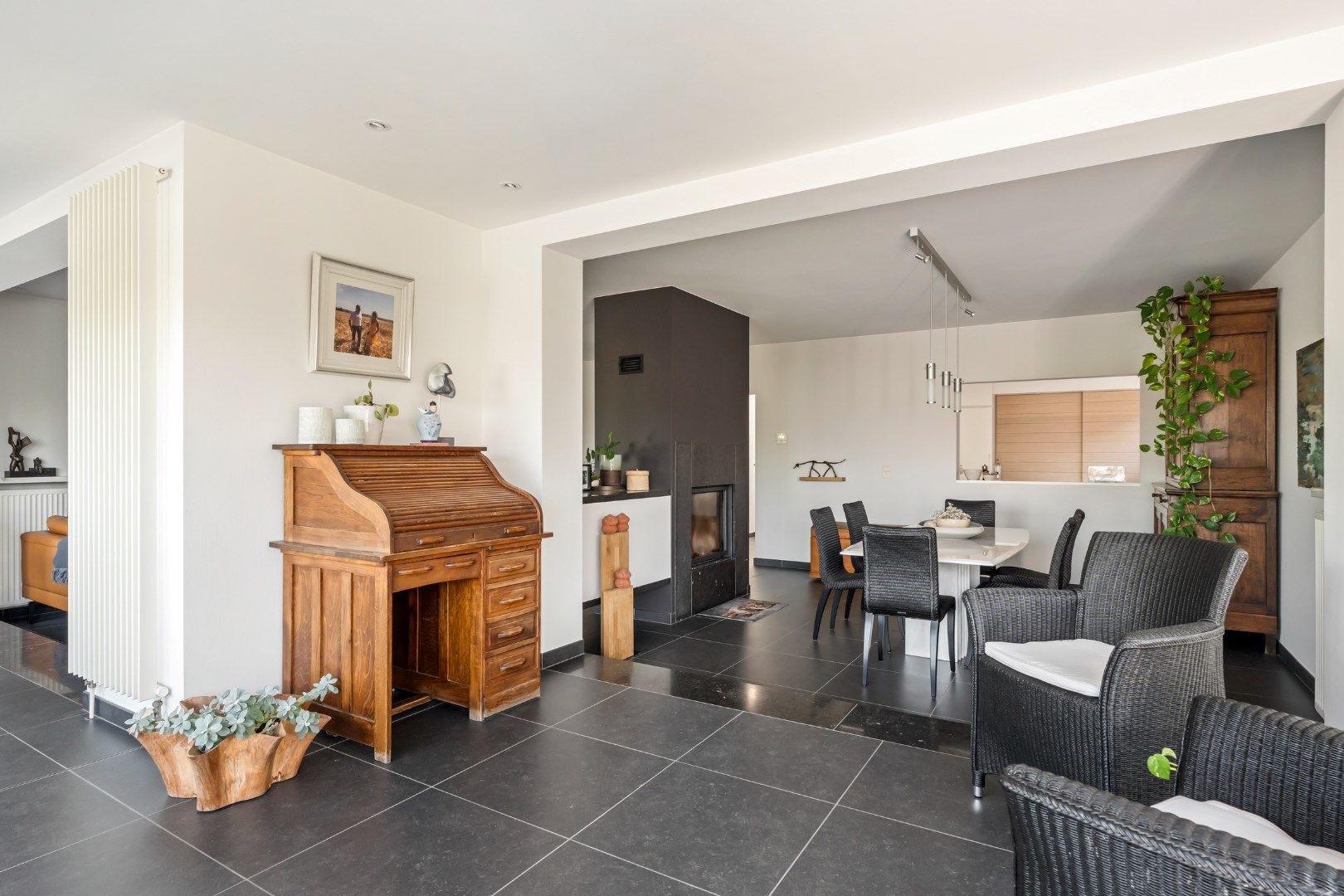 HANDELSRUIMTE + WOONST + VERHUURD APPARTEMENT foto 15