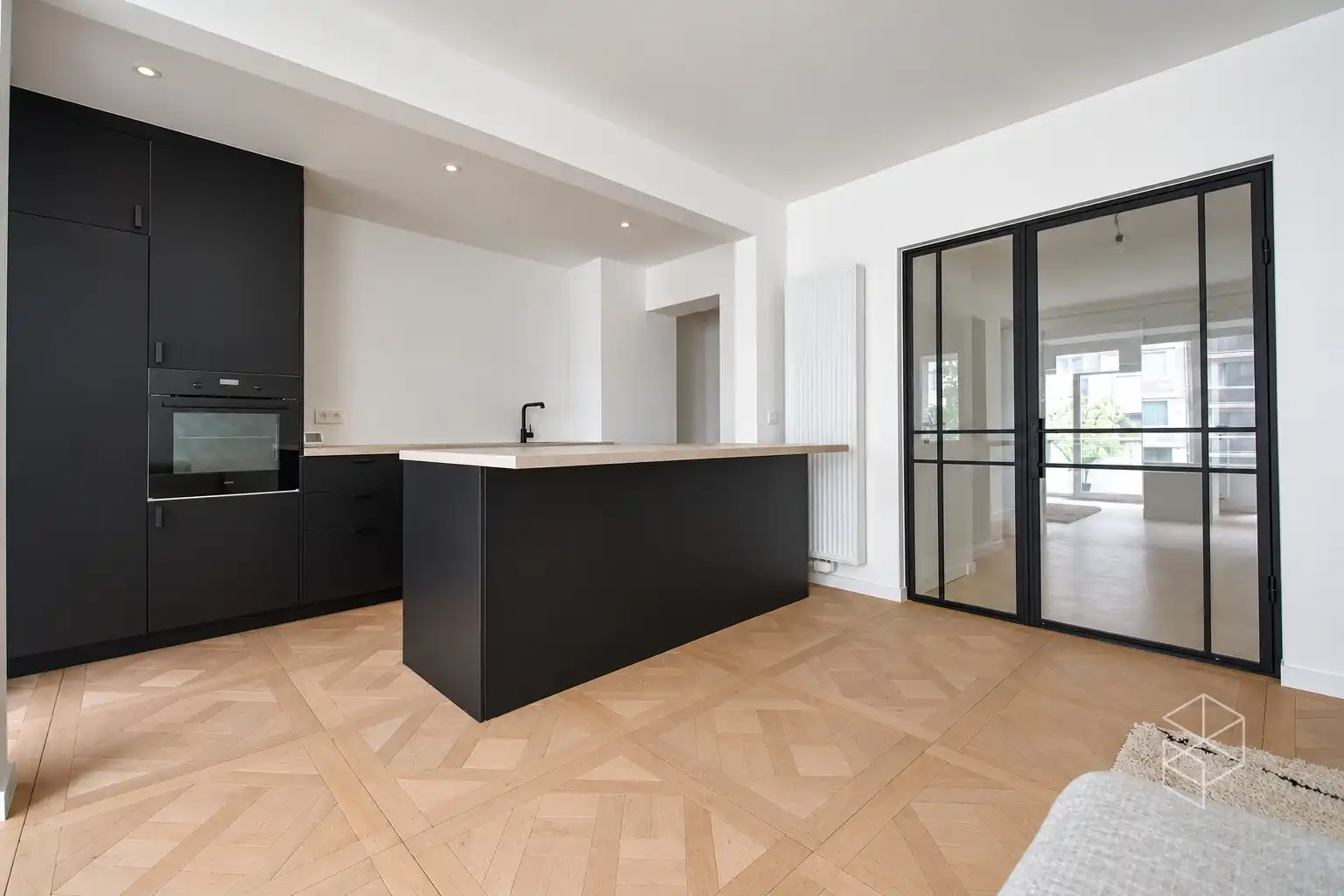 GERENOVEERD APPARTEMENT MET ZICHT OP het LEOPOLD PARK foto 8