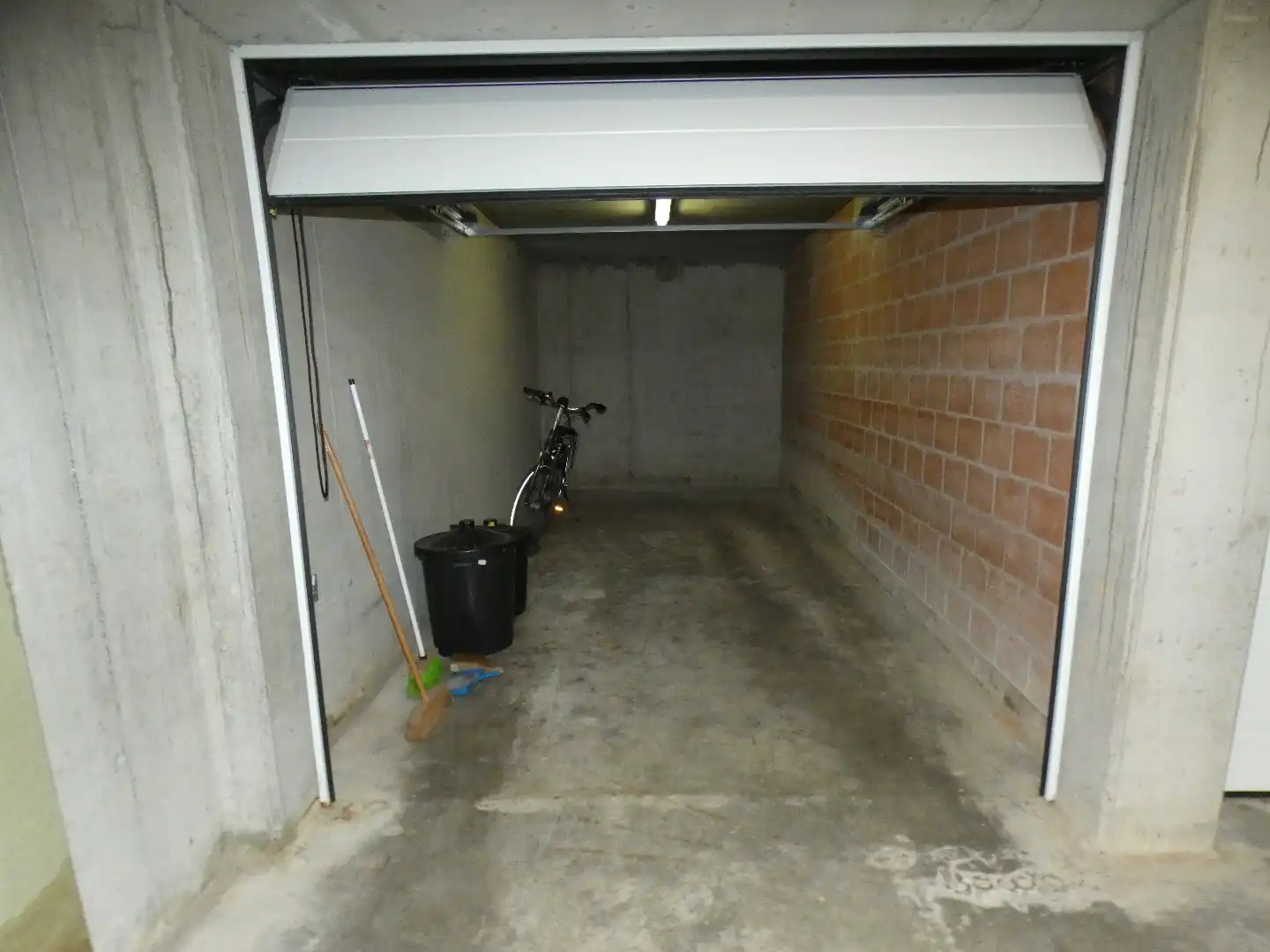 Garage, gunstig gelegen, Torhout foto 6