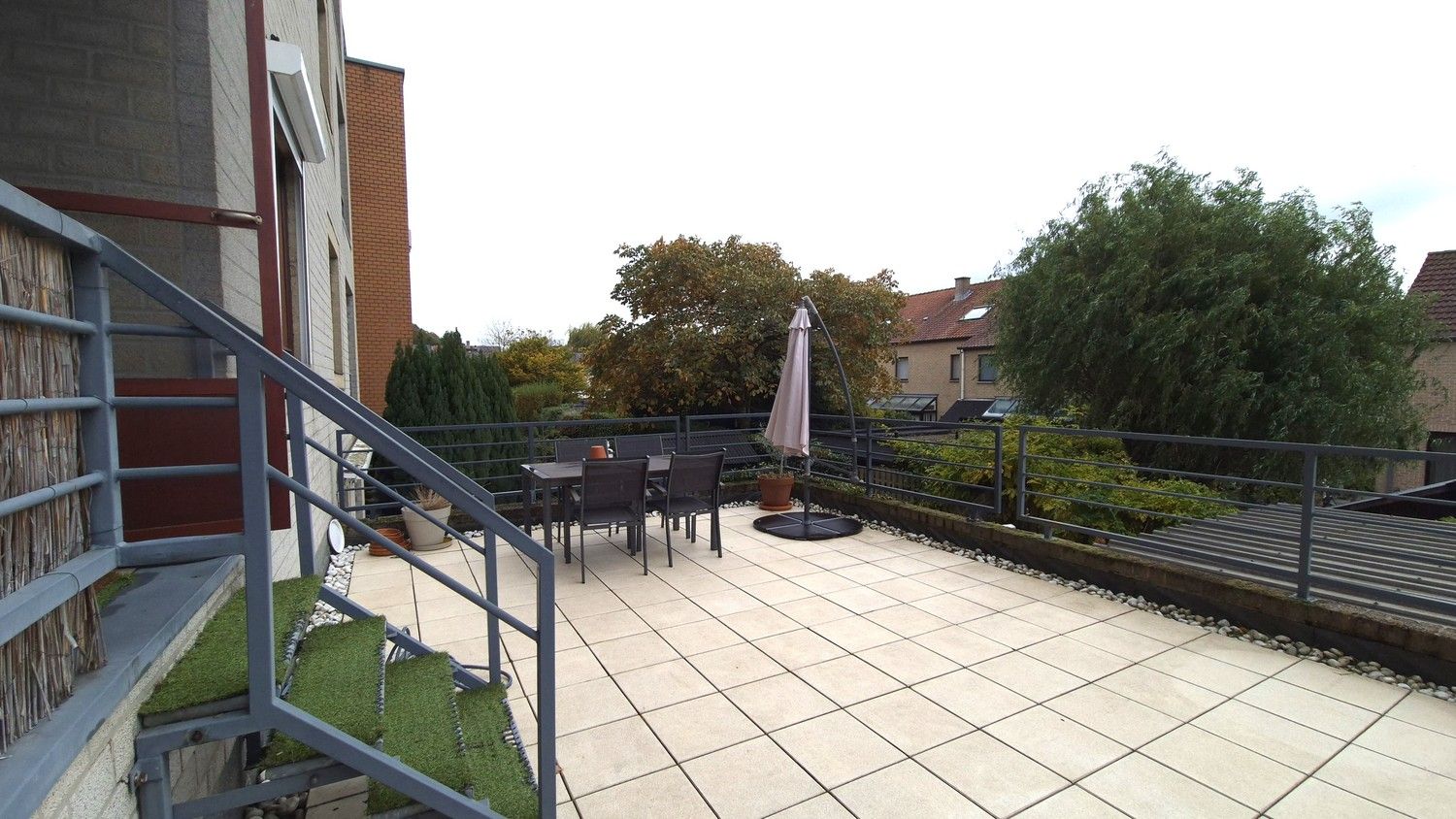 Gezellig 2-slaapkamerappartement met 2 terrassen en binnenstaanplaats in Kessel-Lo foto 10