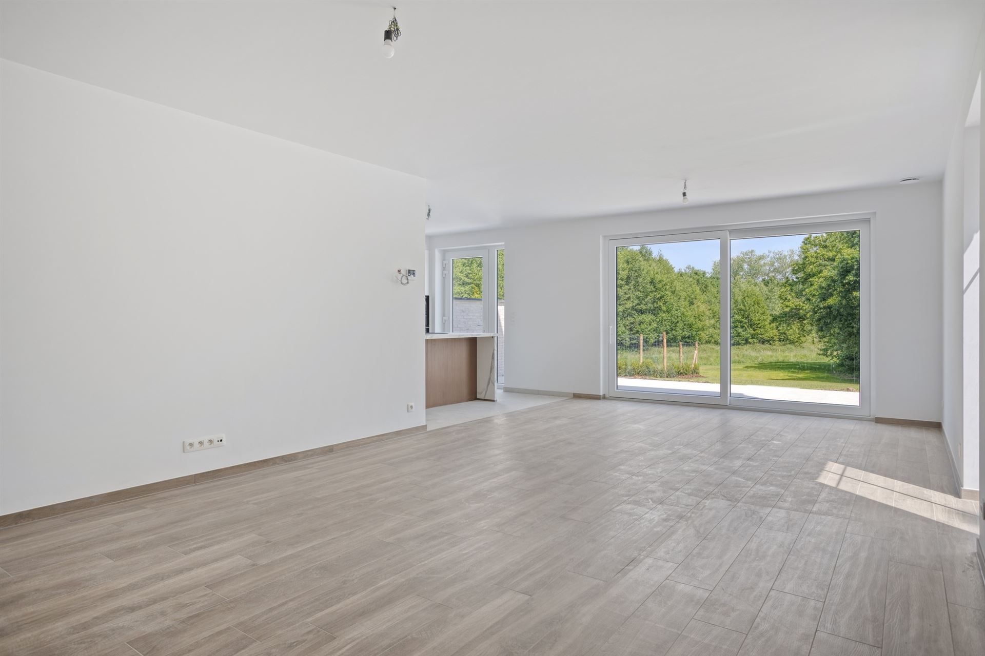 Prachtige nieuwbouw in rustige straat foto 8