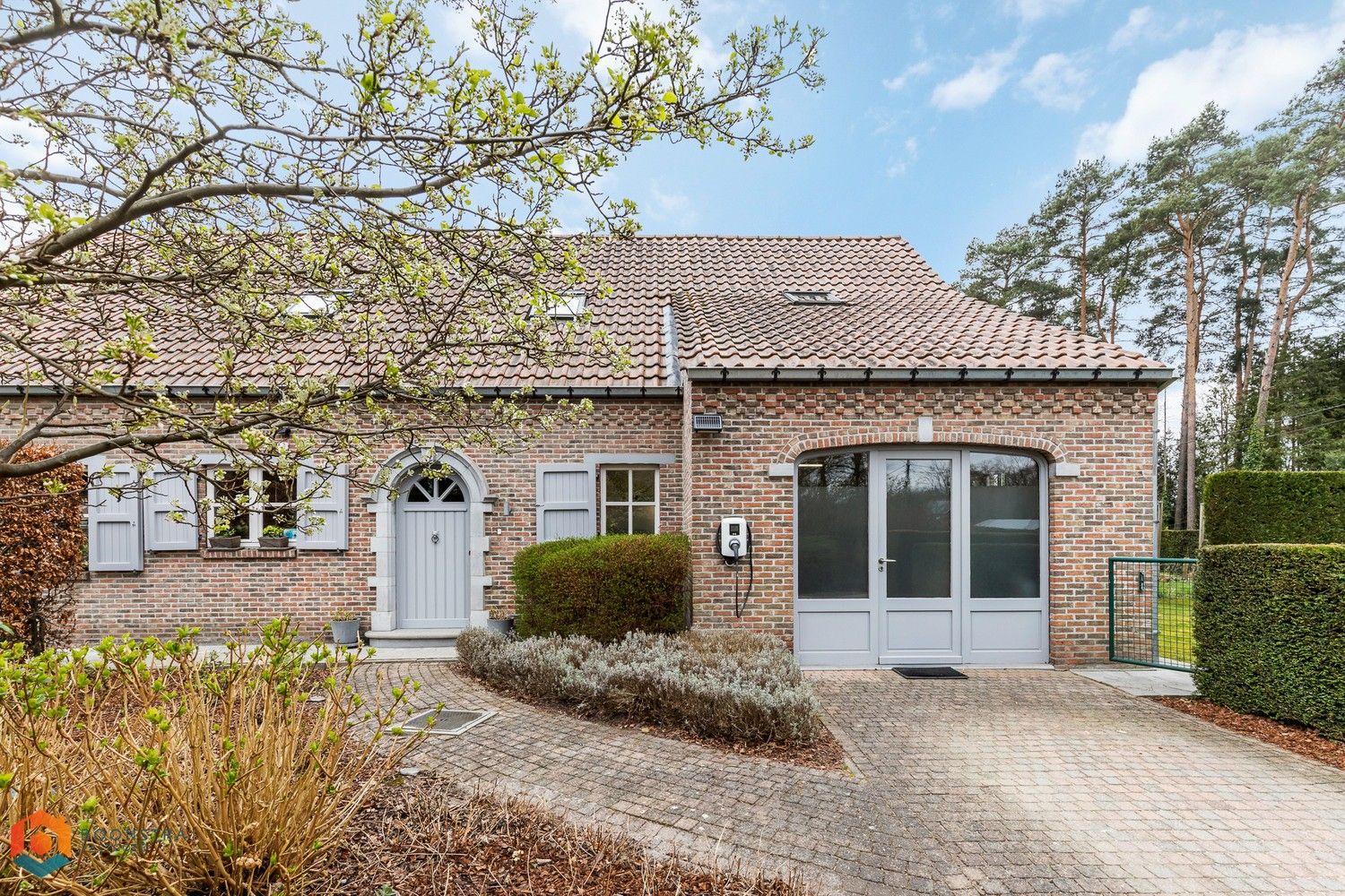 Ruime woning met 6 slpkrs en sfeervolle tuin met zwembad te Putte foto 24