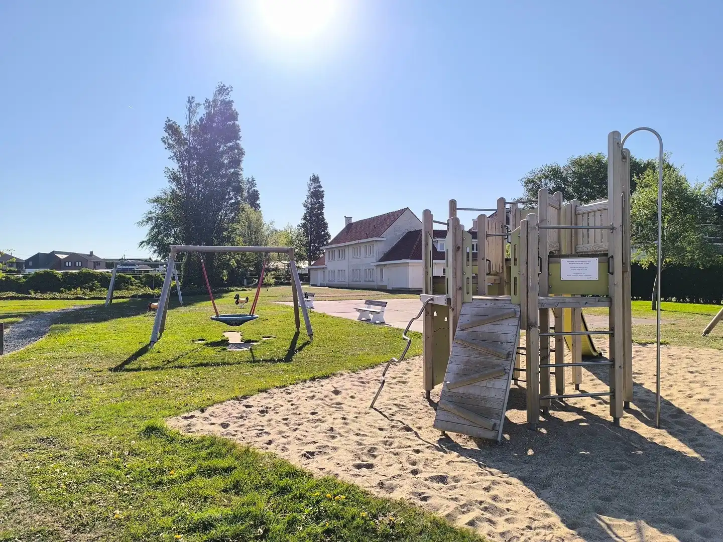 Verzorgd 1-slaapkamerappartement te koop in Vosseslag – De Haan. foto 12