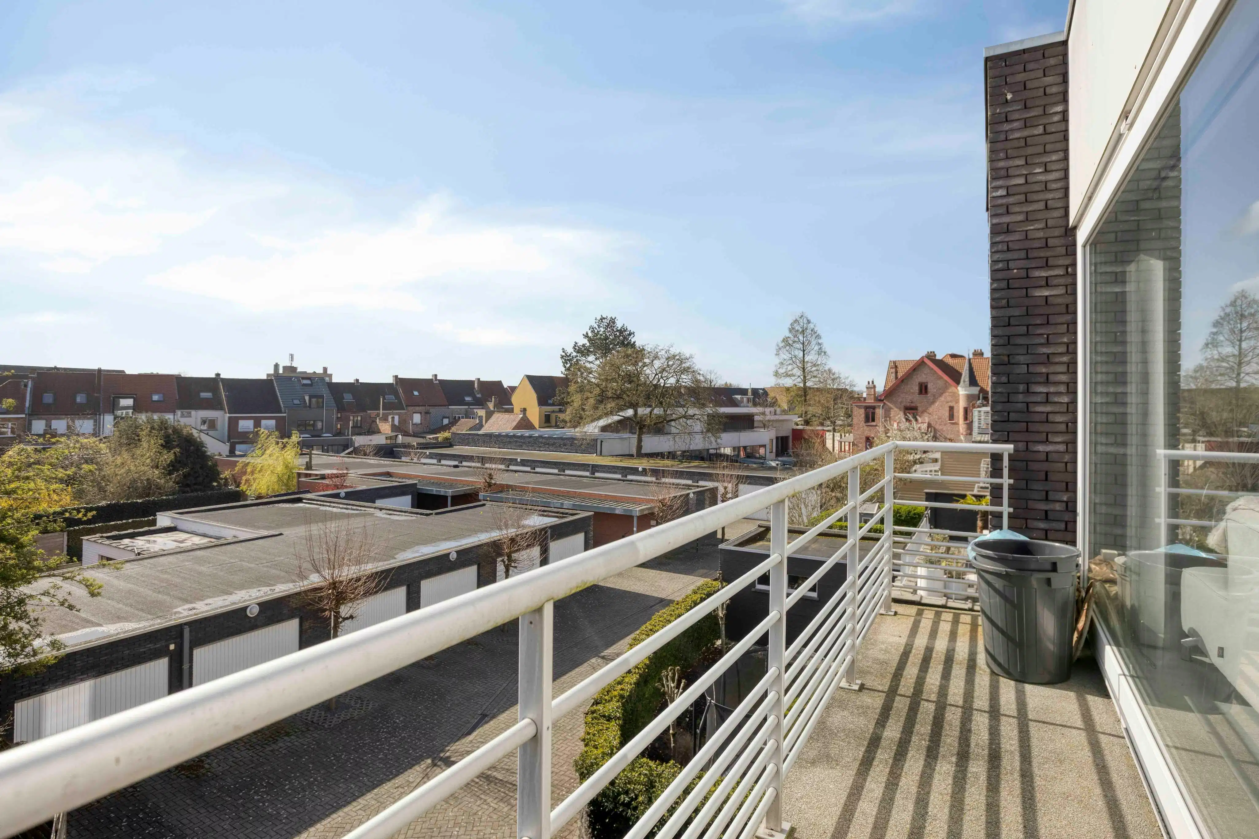 Instapklaar appartement te koop te St-Andries met 1 slpk  foto 4