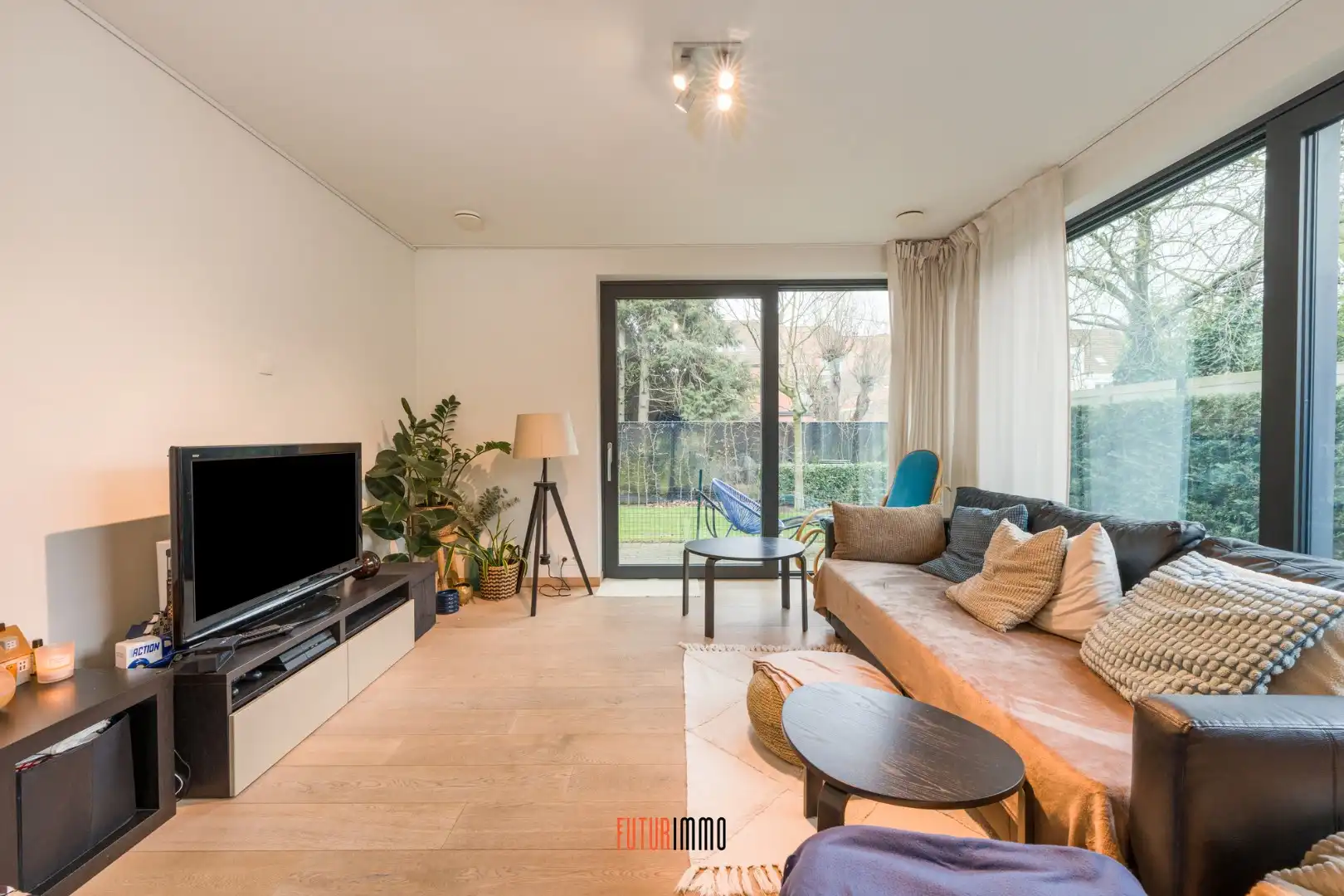 Hoekappartement met bovengrondse parking foto 4