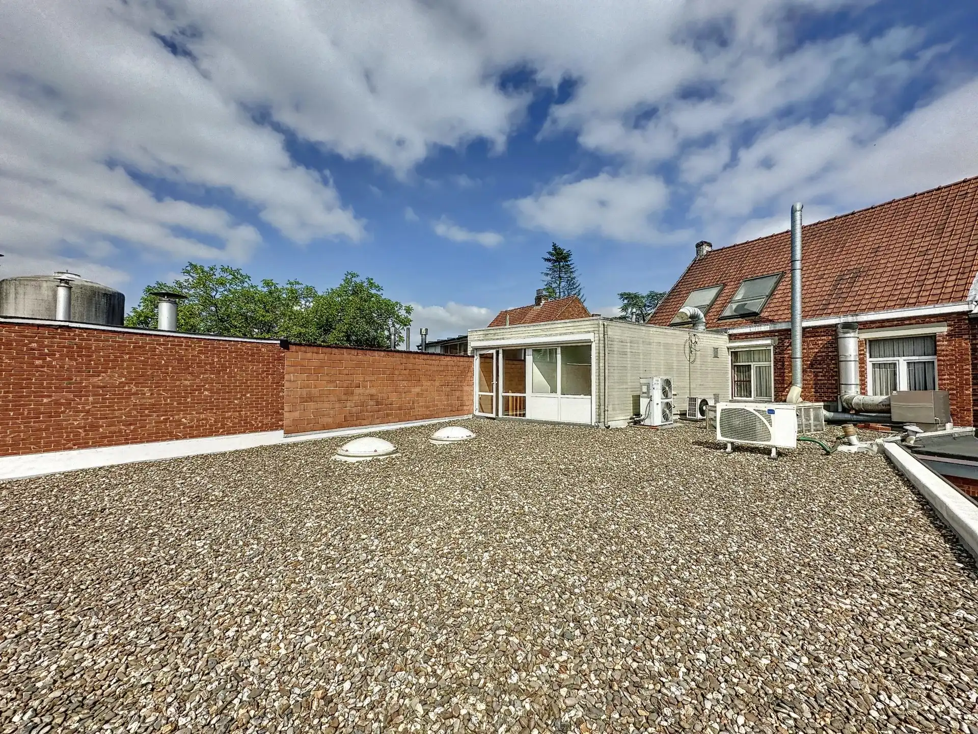 Handelspand (frituur met restaurant en feestzaal) met duplex-appartement met een bewoonbare oppervlakte van 400m² in Mol-Gompel. foto 33