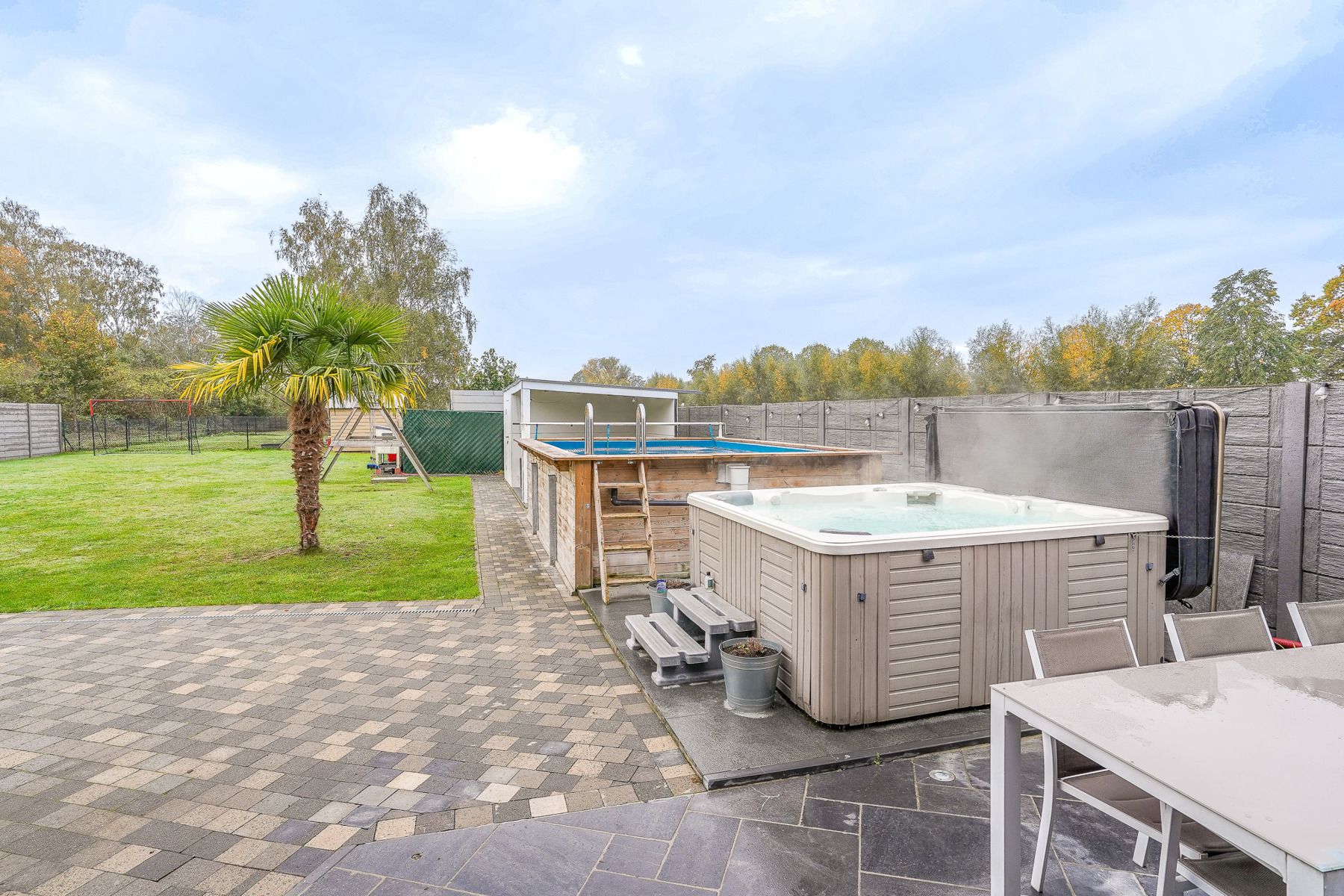 Perfect instapklare, volledig gerenoveerde woning met alle comfort te Kapelle-op-den-Bos foto 29