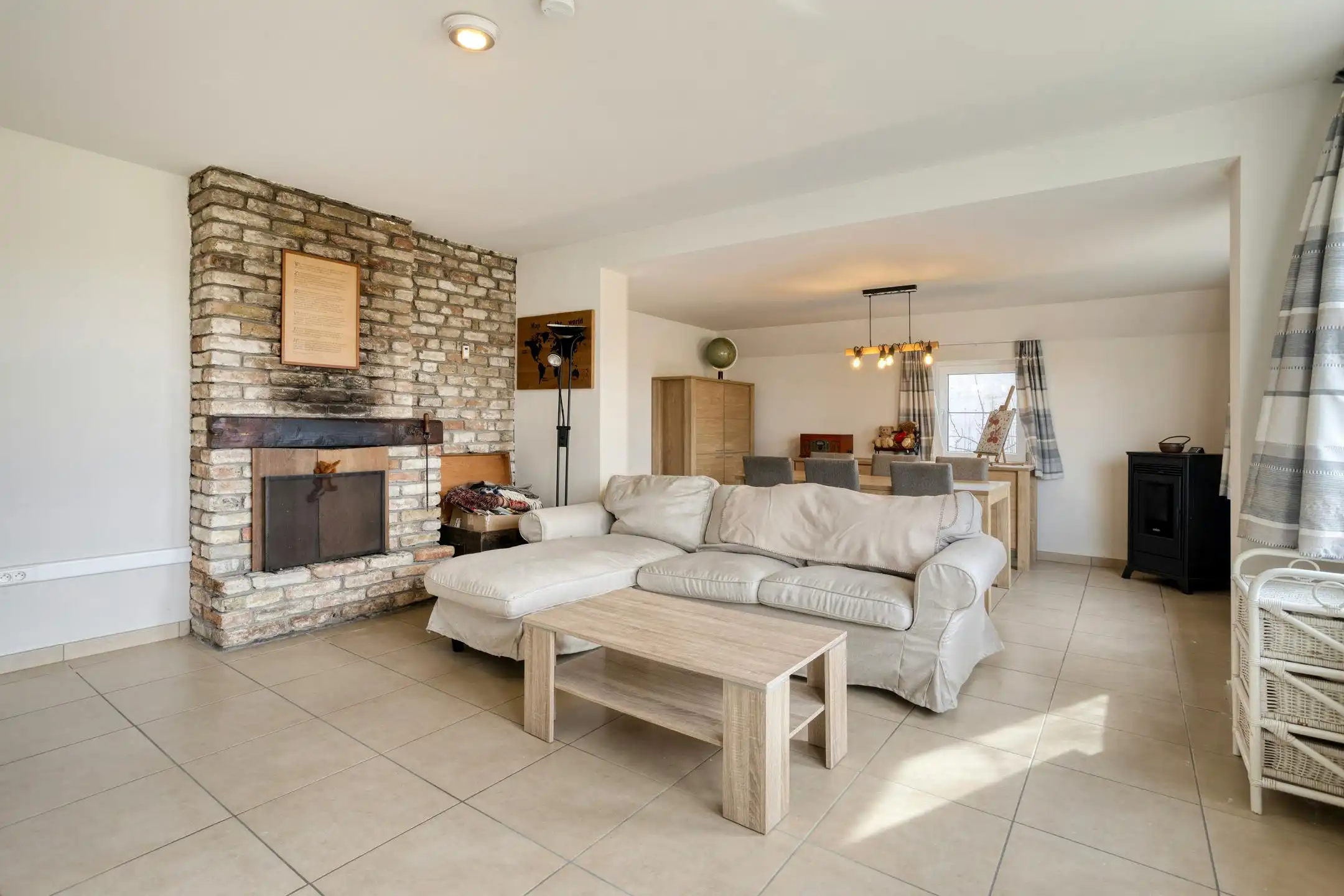 Charmante woning op ruim perceel te Jabbeke foto 3