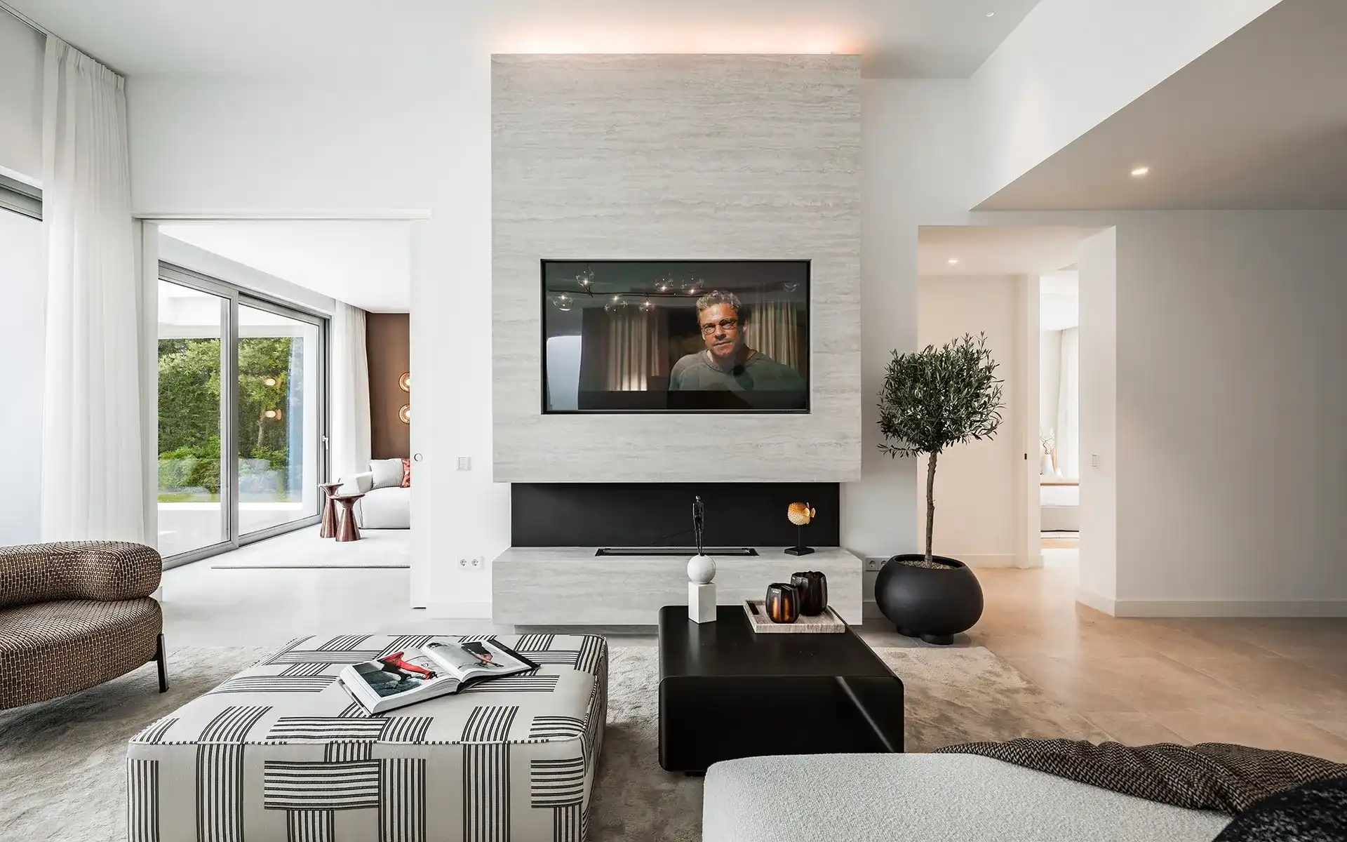 Moderne designvilla in El Paraíso op de New Golden Mile van Marbella foto 4