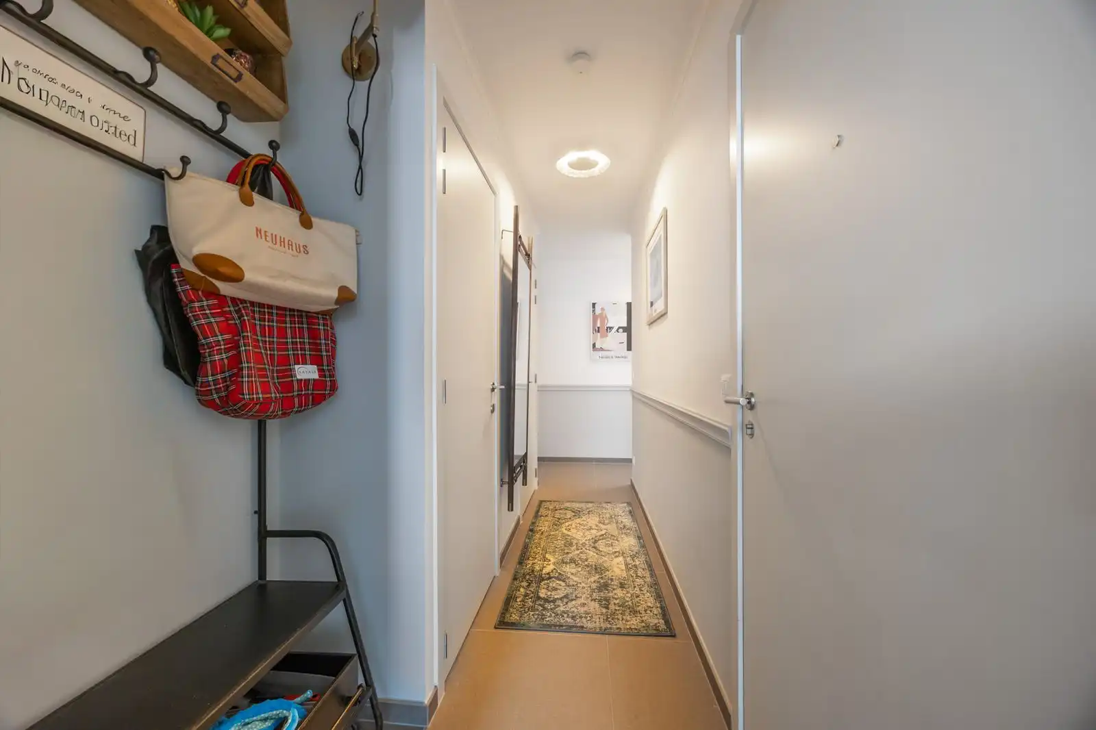 "Stijlvol appartement te koop in Oostende - moderne luxe met 2 slaapkamers en een ruime woonkamer" foto 10