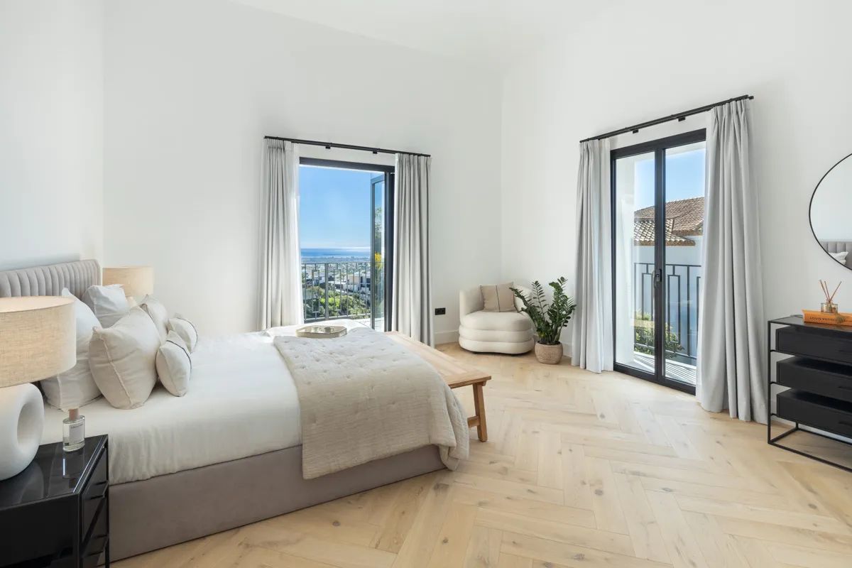 Waar design en uitzicht samensmelten – ultieme villa in het hart van de Costa del Sol foto 10