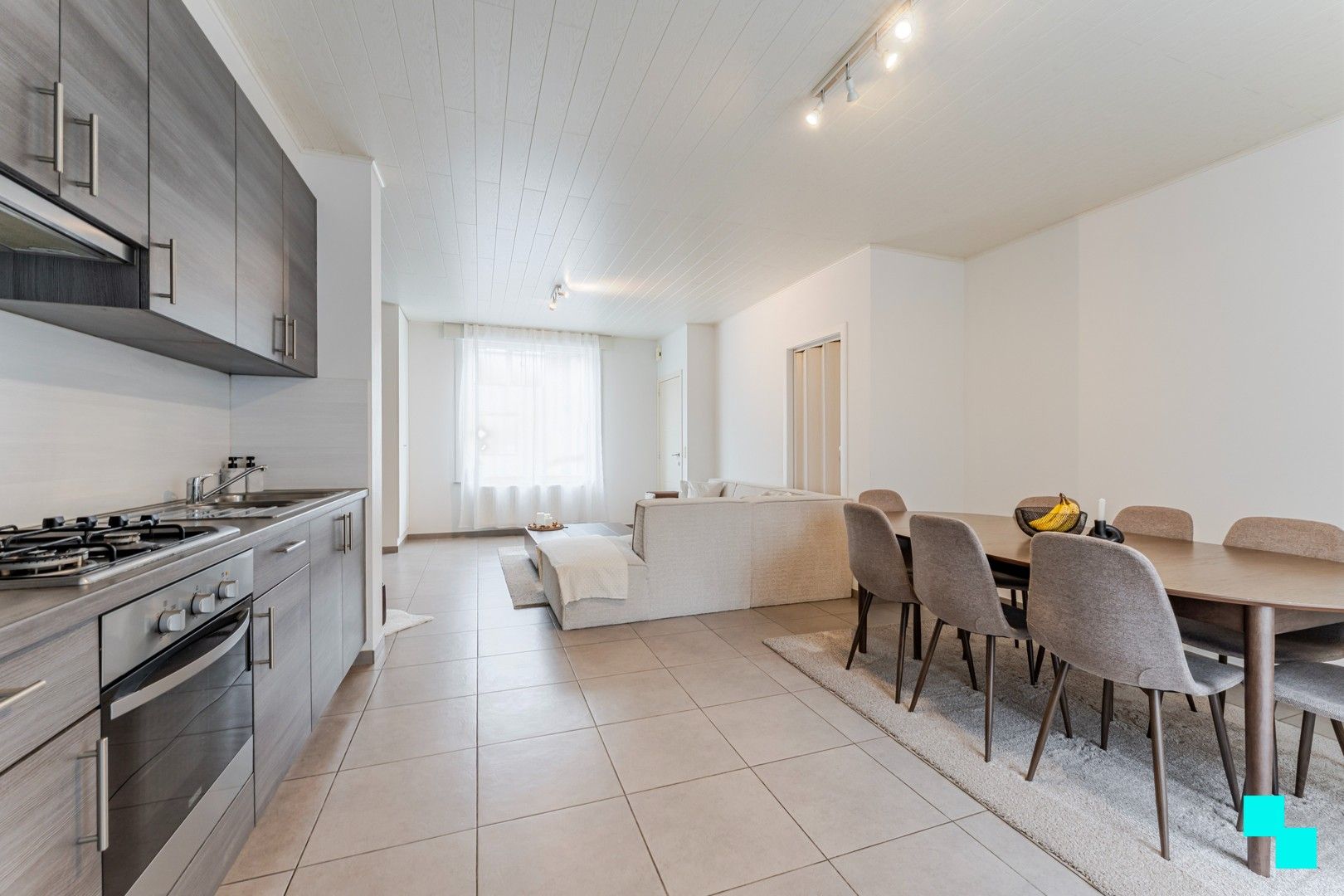 Instapklare, energiezuinige stadswoning met tuin - Roeselare foto {{pictureIndex}}