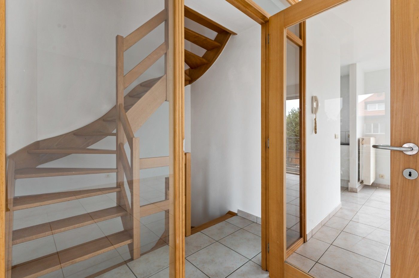 Ruime, instapklare woning met 3 à 4 slpk., inpandige garage en tuin foto 10