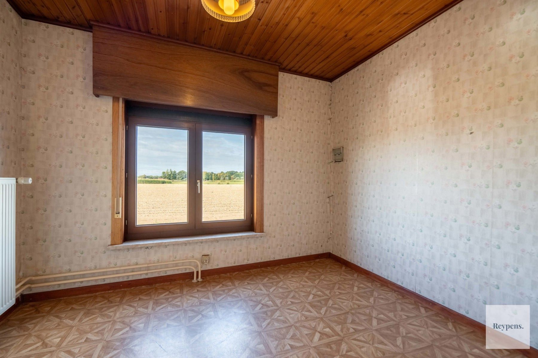 Goed gelegen op te frissen woning foto 13