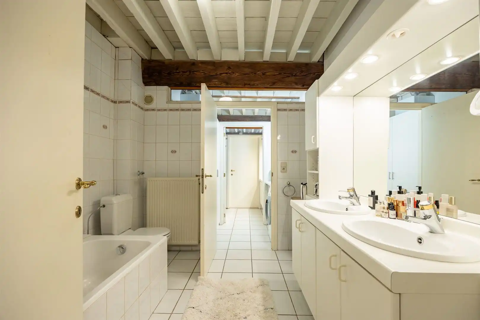 Wonen in een stukje Antwerpse geschiedenis, met de kathedraal als buur foto 17