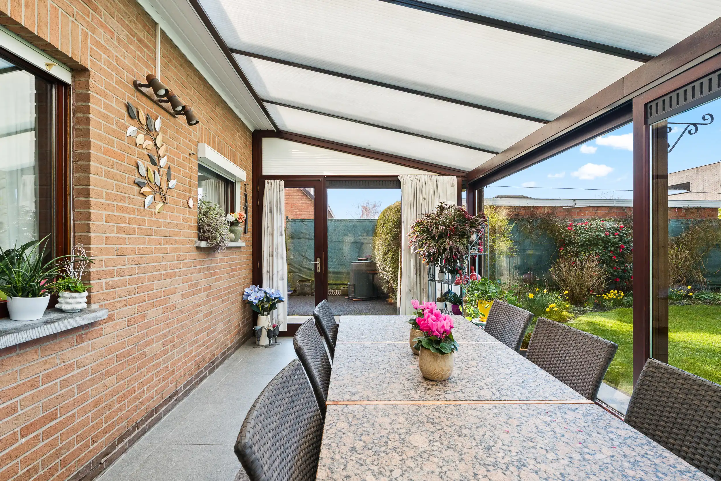 Gezellige & Instapklare Halfopen Bebouwing foto 10