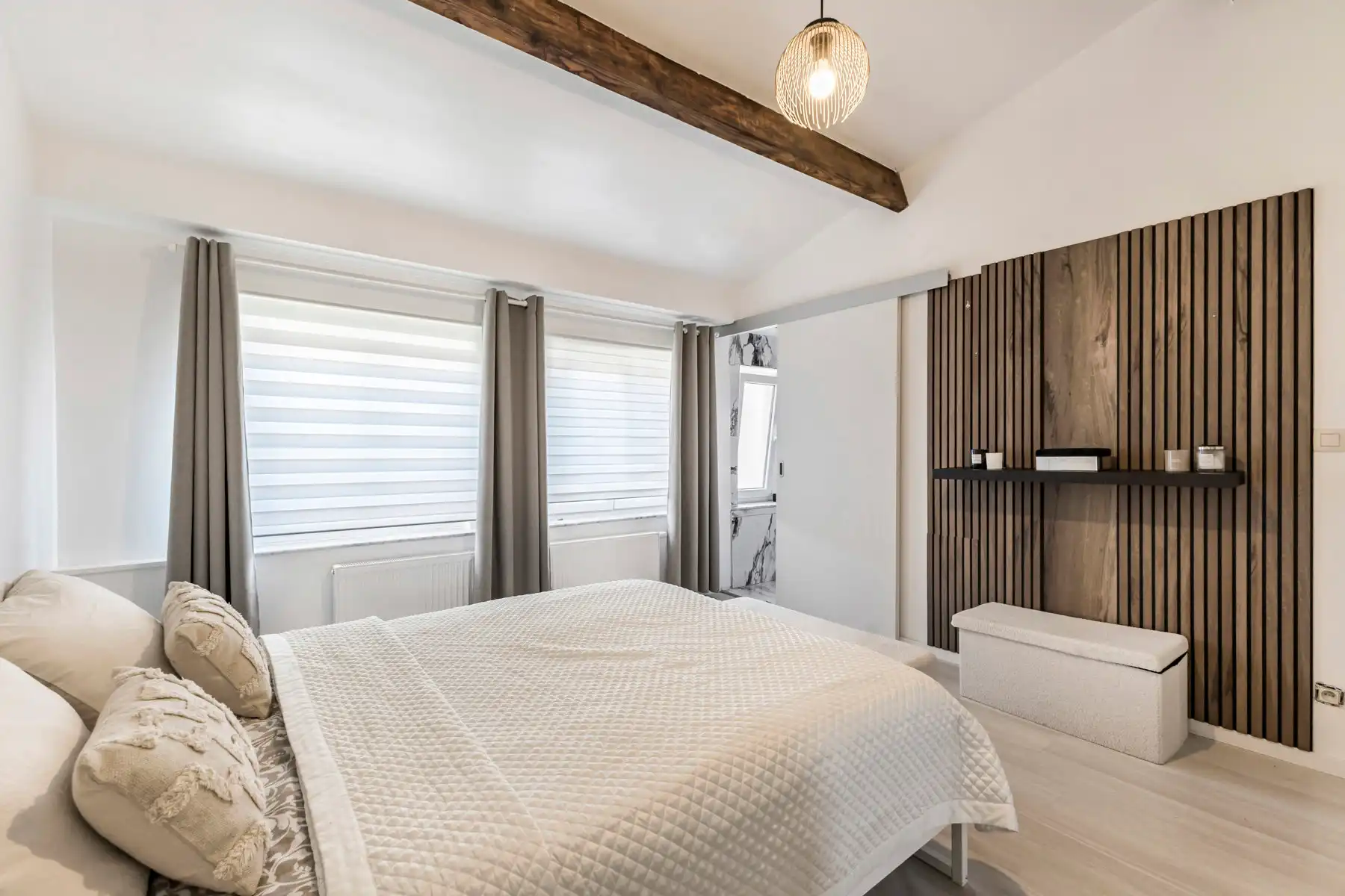 Goed gelegen woning met 4 slaapkamers en 3 badkamers foto 20