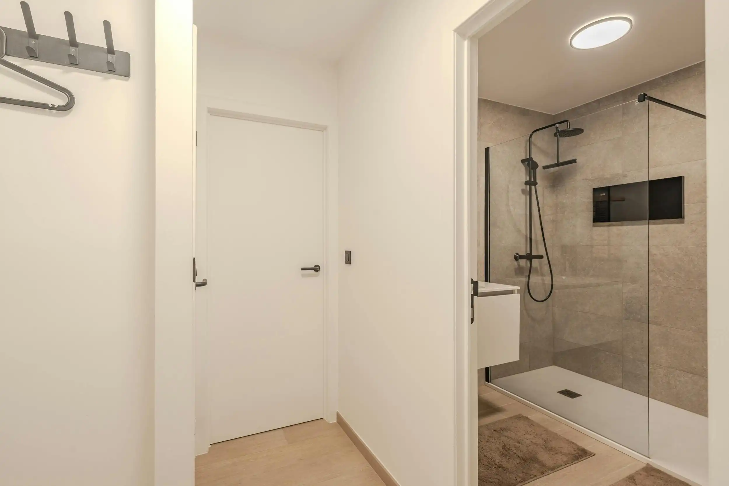 Lichtrijk appartement met aparte slaapruimte te Middelkerke! foto 13