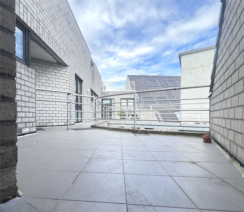 Appartement met terras en GARAGE in centrum Koekelare foto 13
