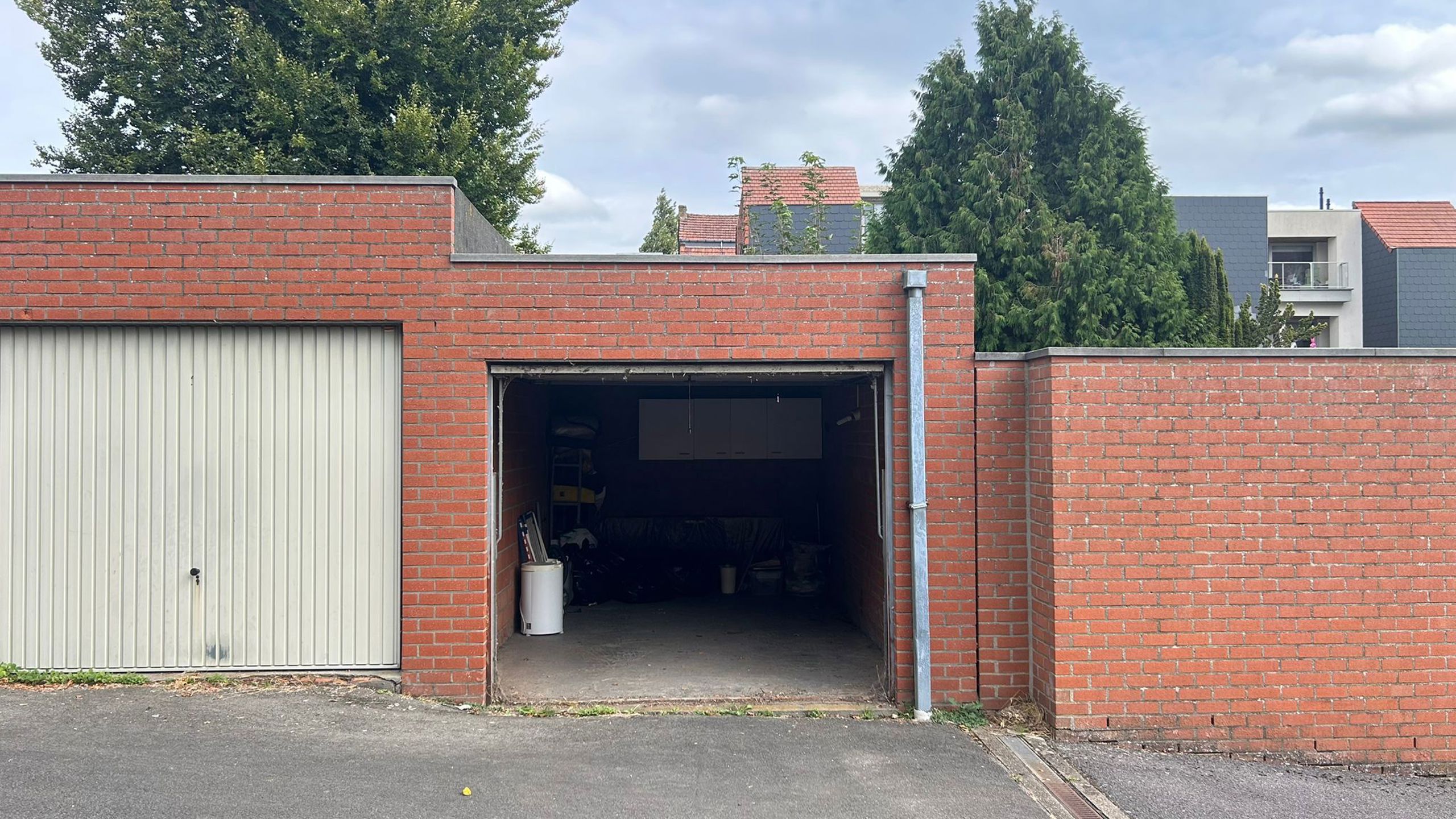 Goed gelegen garagebox nabij centrum foto 2