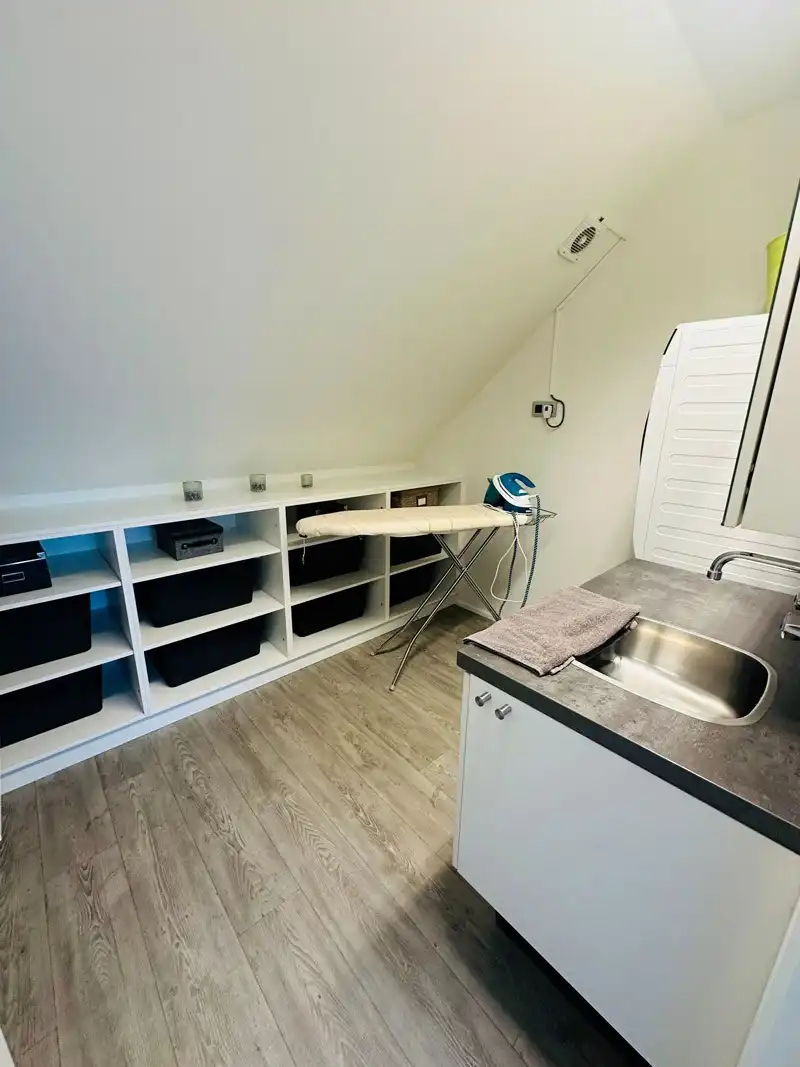 Stijlvol gerenoveerde woning op een strategische locatie foto 7