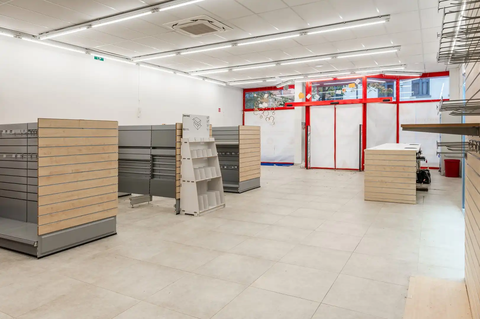 Grootwarenhuis met projectpotentieel – Stationstraat 107 / Regentiestraat 8, Sint-Niklaas foto 7