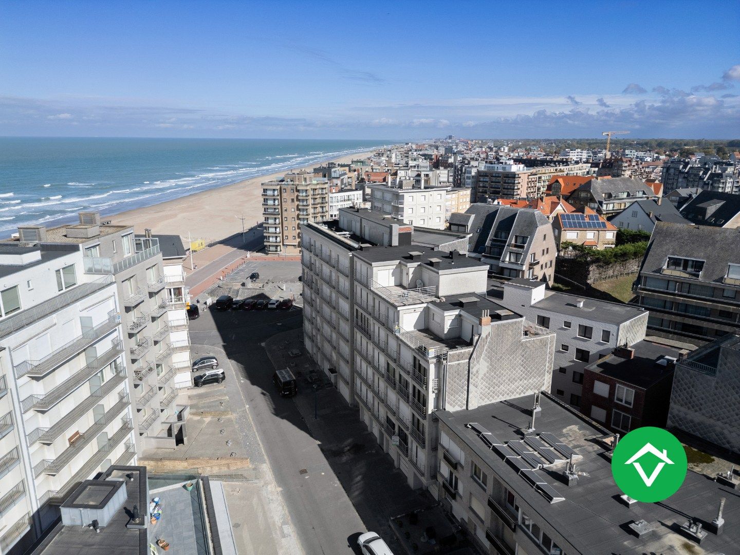  Gezellig appartement te koop aan zee te Koksijde foto 4