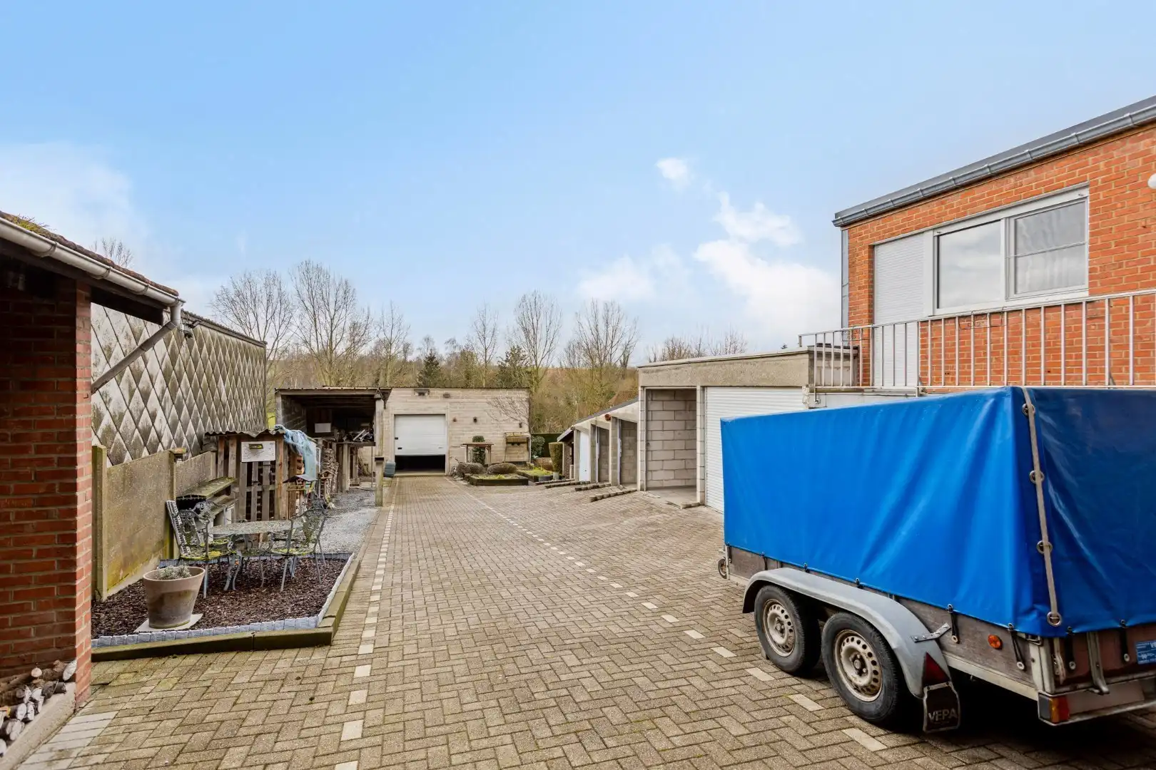 Tweewoonst met ruime werkplaats en garages te Tongeren-Sluizen foto 28