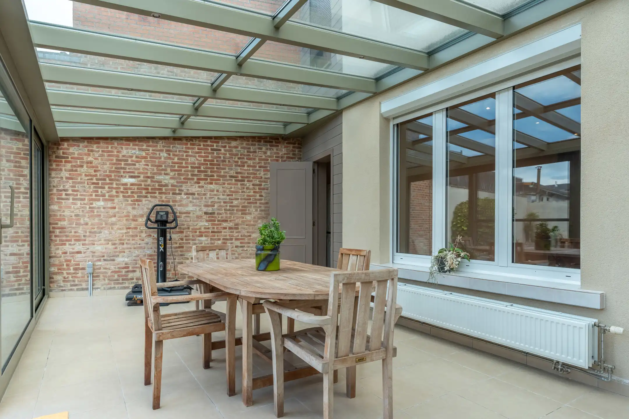Gezellige stadswoning met 3 gr slpks en toffe tuin op 308 m² foto 16