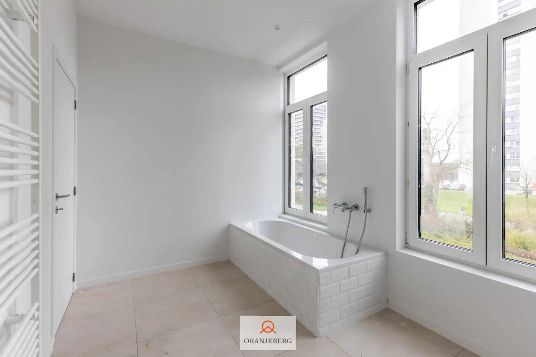 Woning met 3 slpk's en koer foto 16