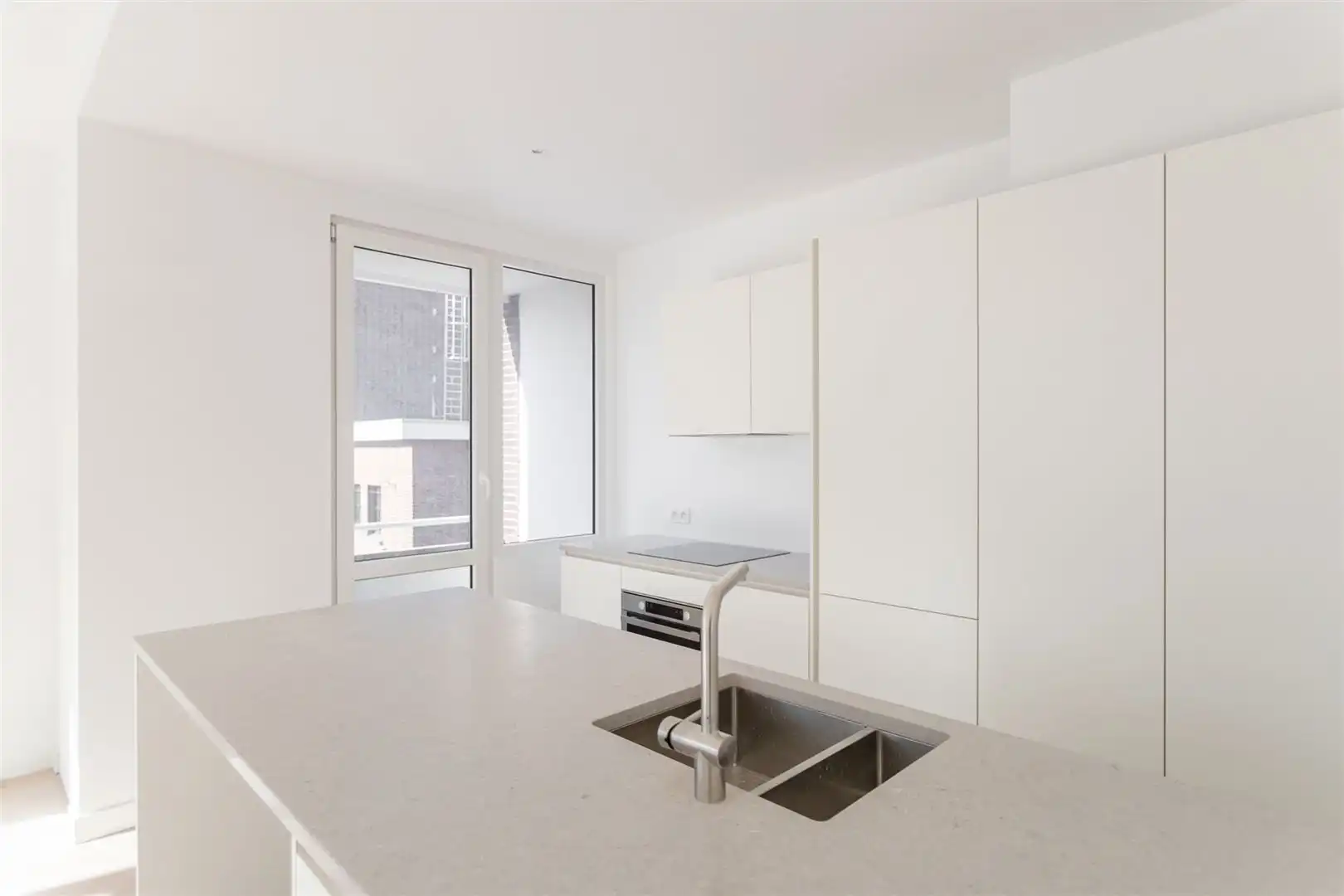 Leuk en lichtrijk hoekappartement foto 6
