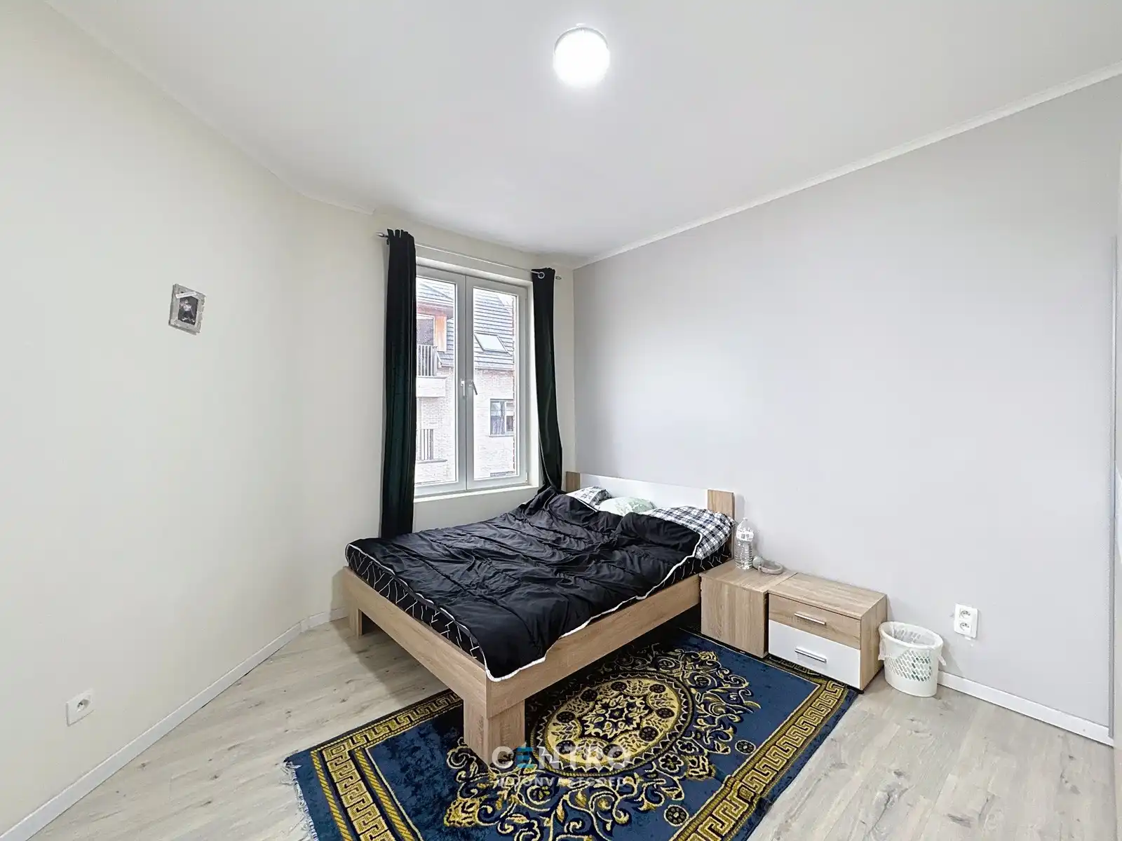 Gerenoveerde woning met 4 ruime slpks! foto 11