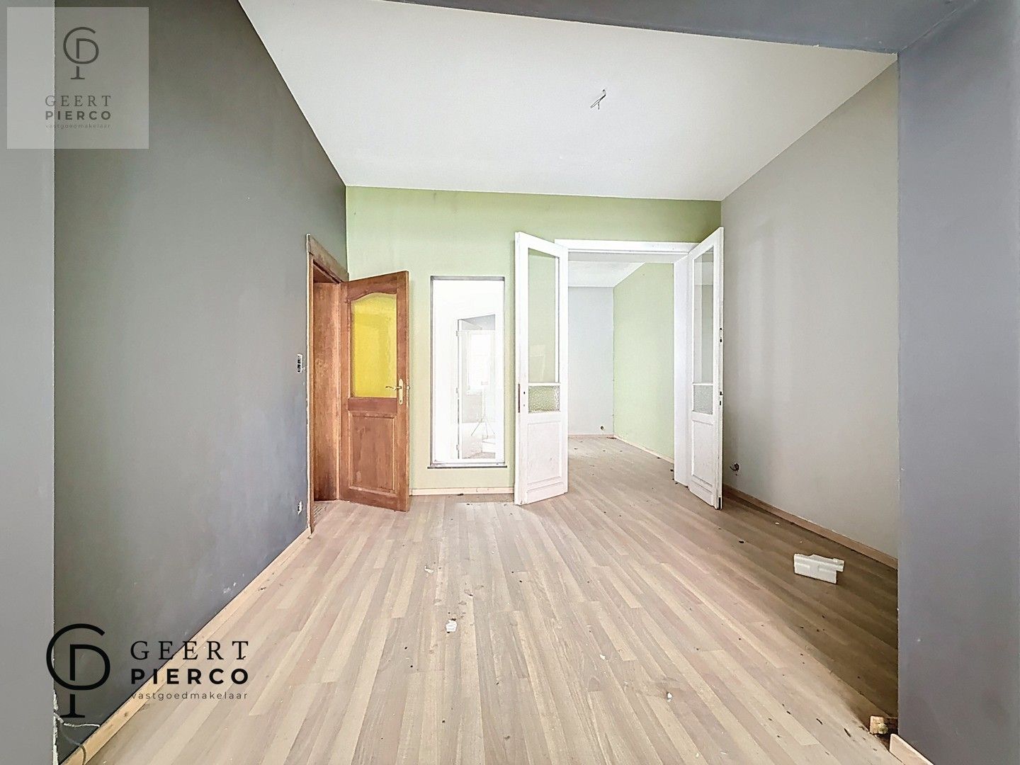 Uniek renovatie- of nieuwbouwproject in hartje Landen foto 5