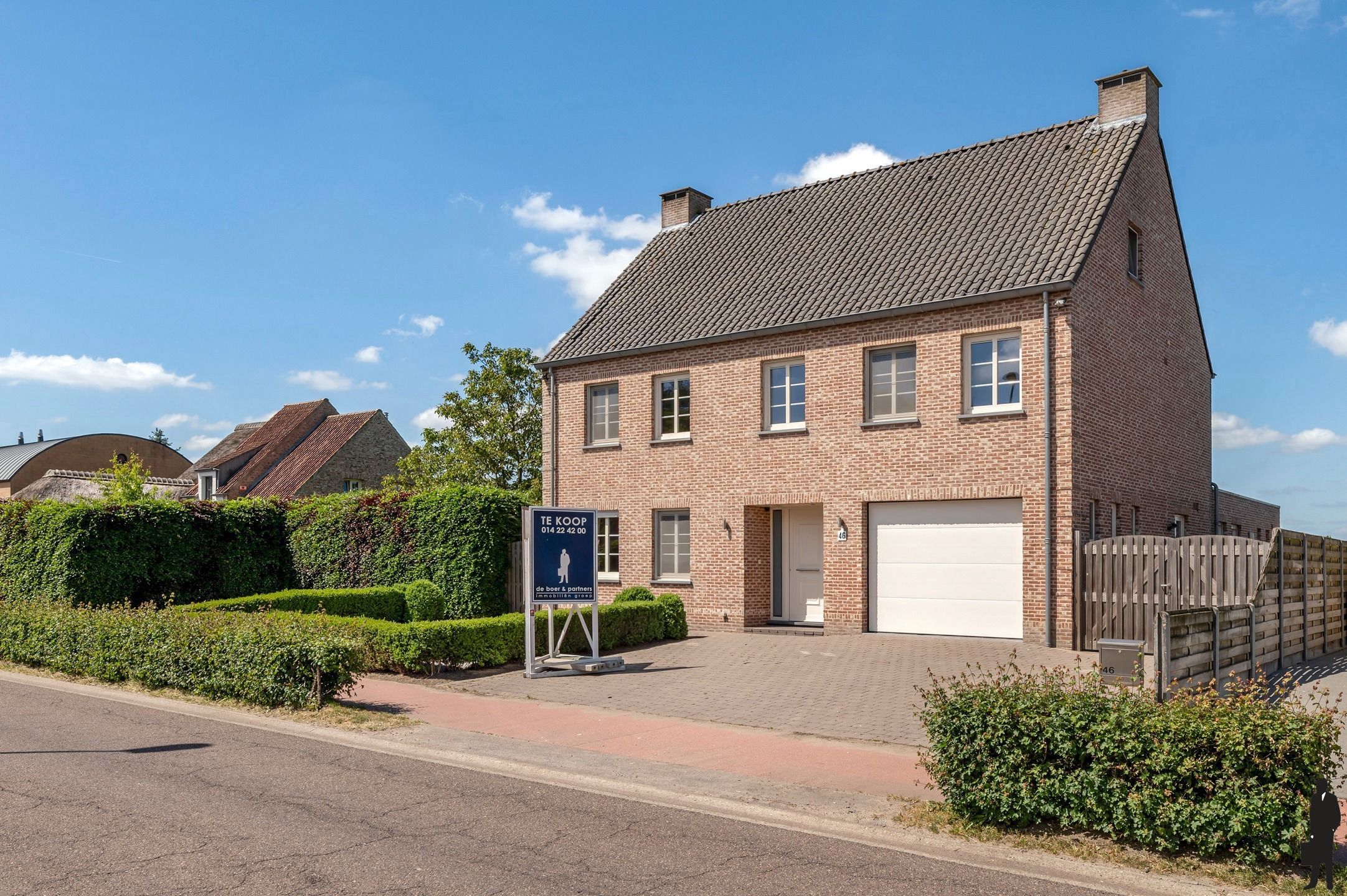Ruime landelijke woning met tijdloze architectuur foto 22