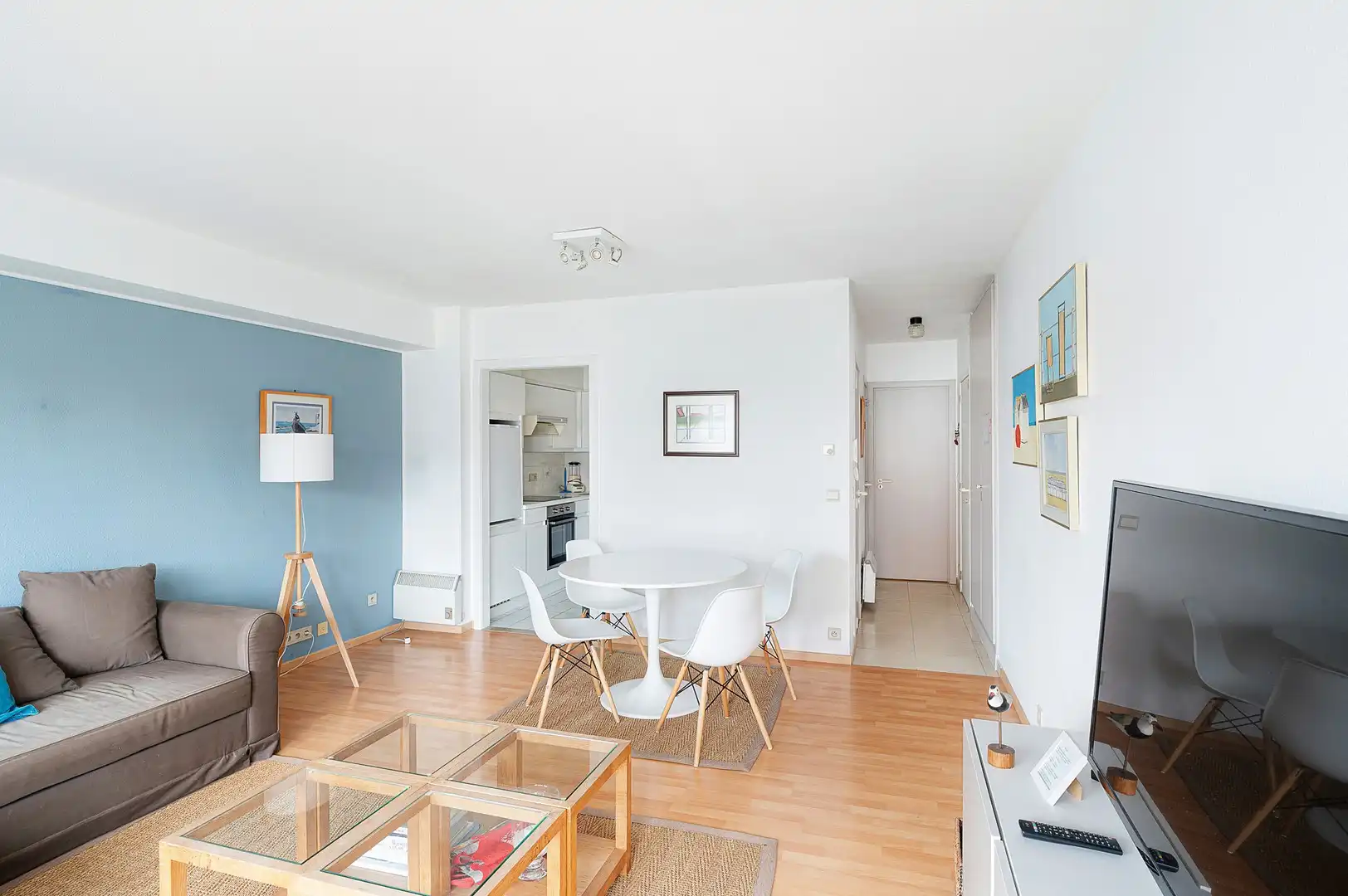 Zuidgericht appartement gelegen in de Jozef Nellenslaan in het prestigieuze Albertstrand. foto 7