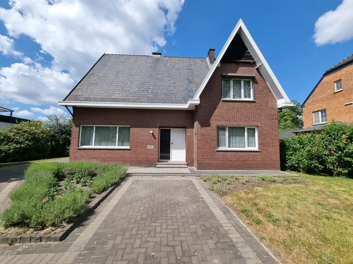 Zeer ruime, instapklare woning met 4 slpks op een prachtig perceel van 16a33ca foto 37